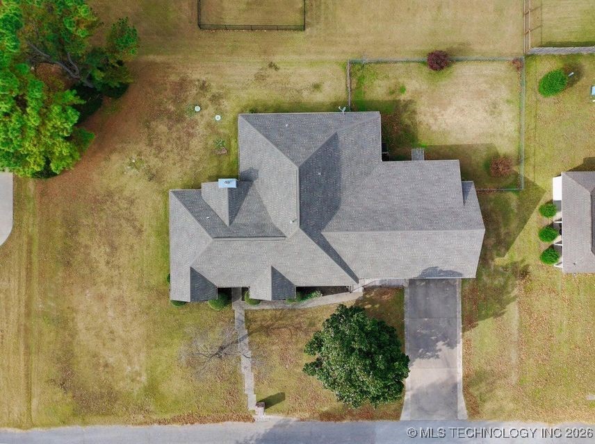 1119 Rolling Oaks Road Grove OK 74344