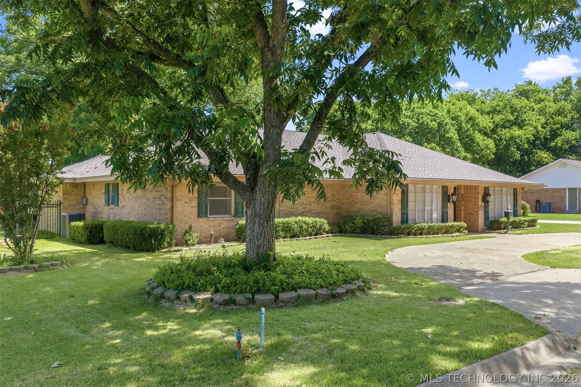 521 Circle Drive Marietta OK 73448