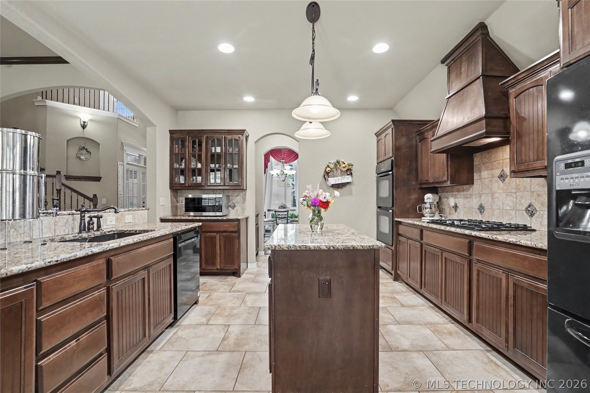8210 S 14th Place Broken Arrow OK 74011