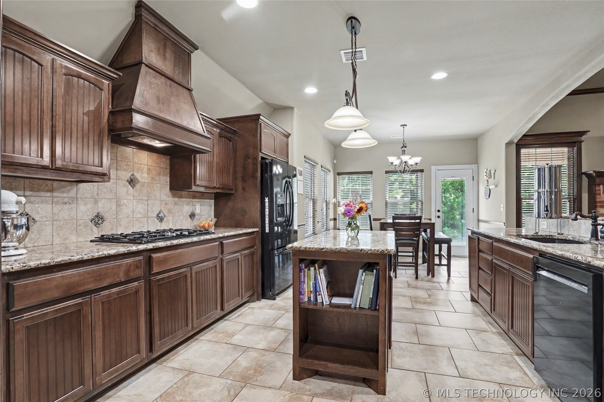 8210 S 14th Place Broken Arrow OK 74011
