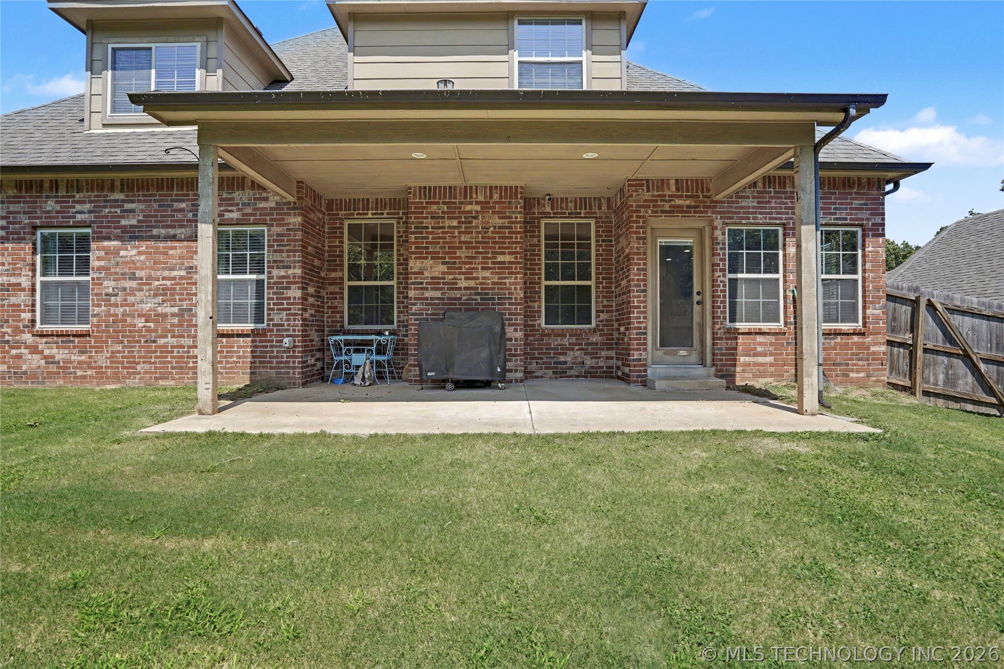 8210 S 14th Place Broken Arrow OK 74011