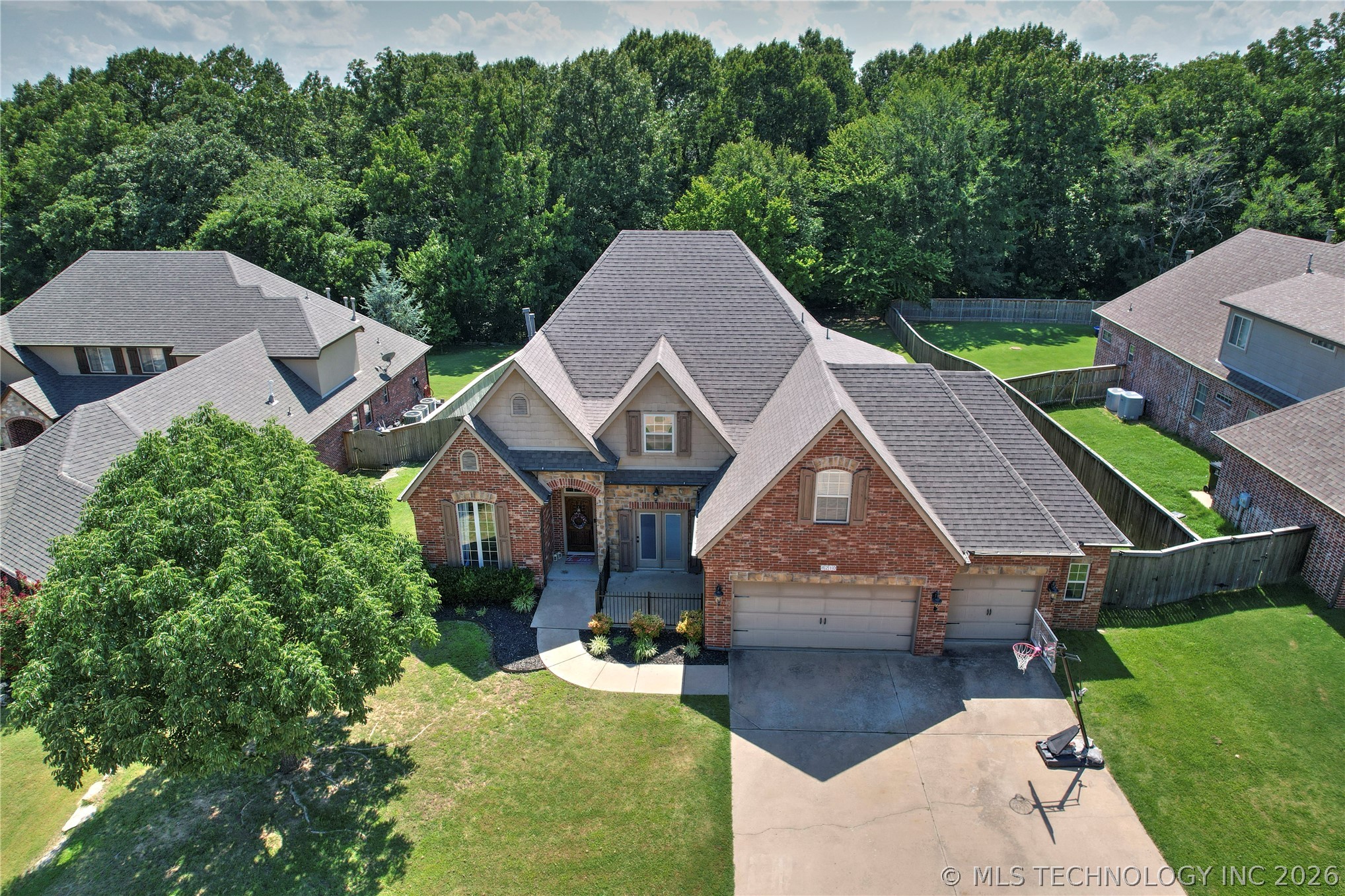 8210 S 14th Place Broken Arrow OK 74011