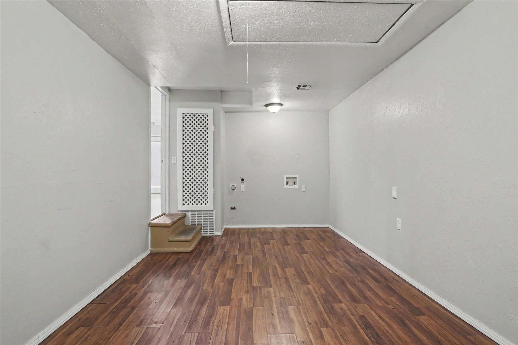 3408 E 4th Place Tulsa OK 74112