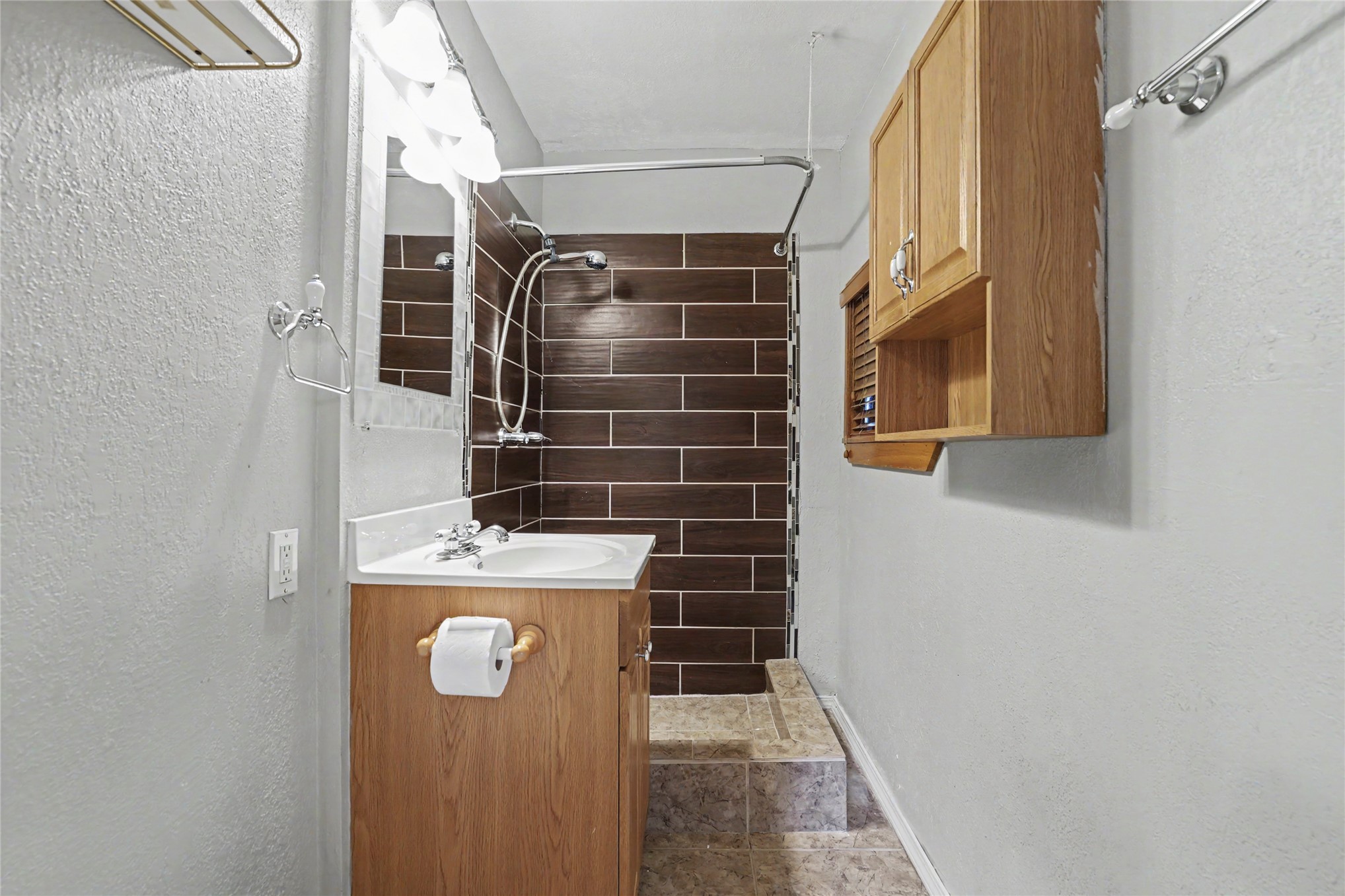 3408 E 4th Place Tulsa OK 74112
