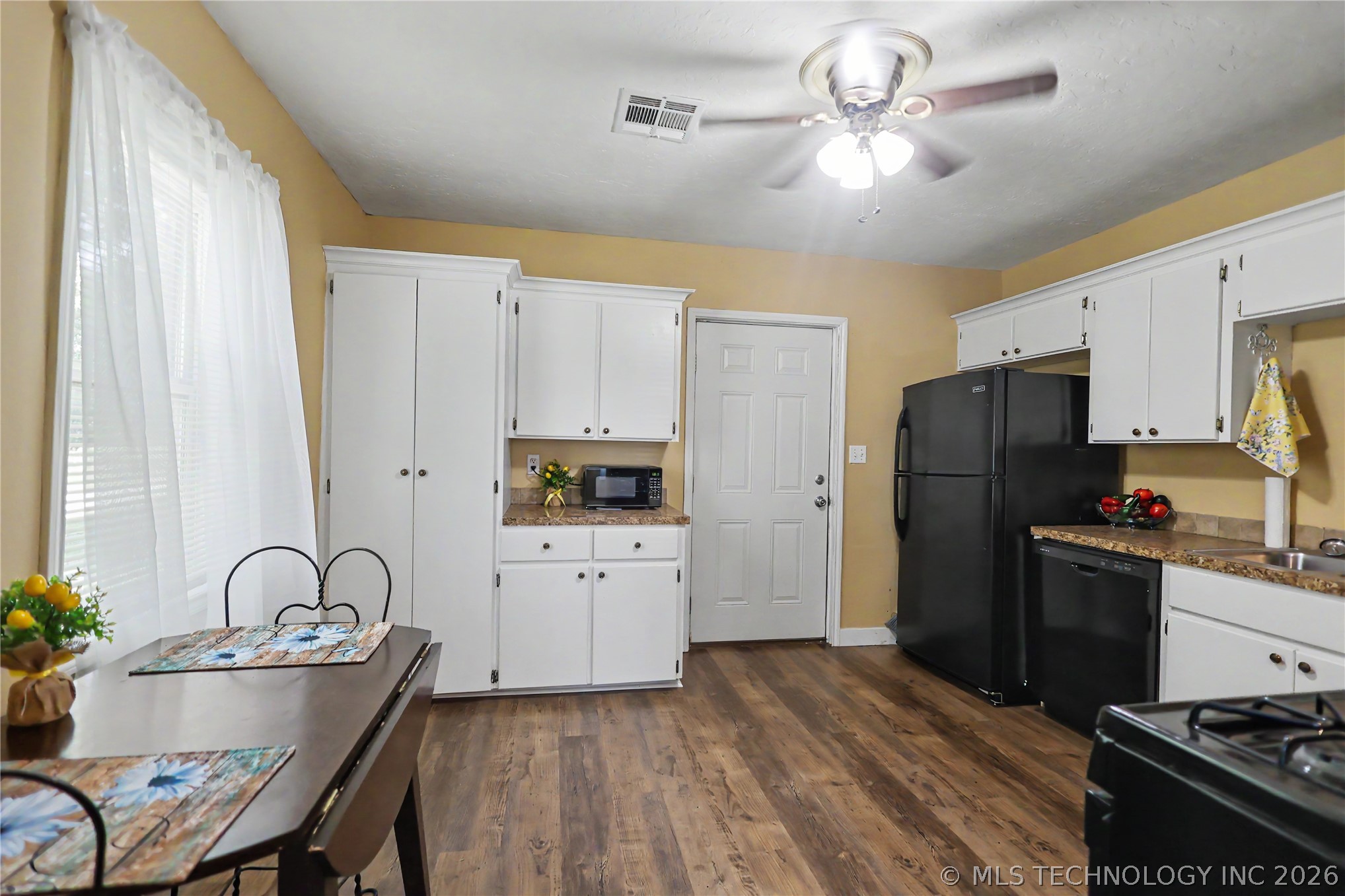 202 Radcliff Street Locust Grove OK 74352