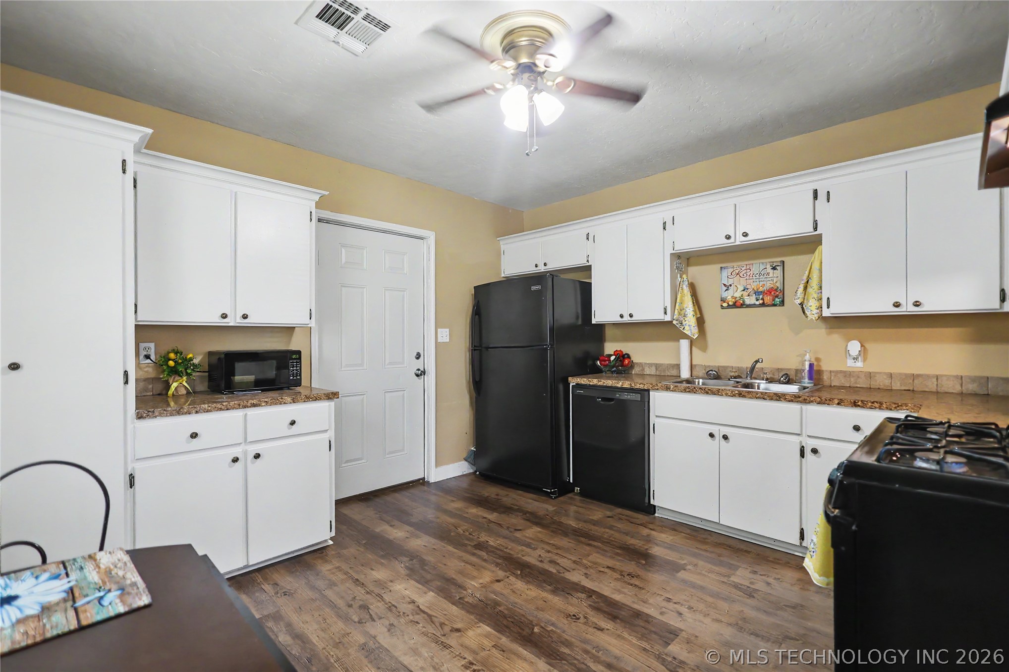 202 Radcliff Street Locust Grove OK 74352