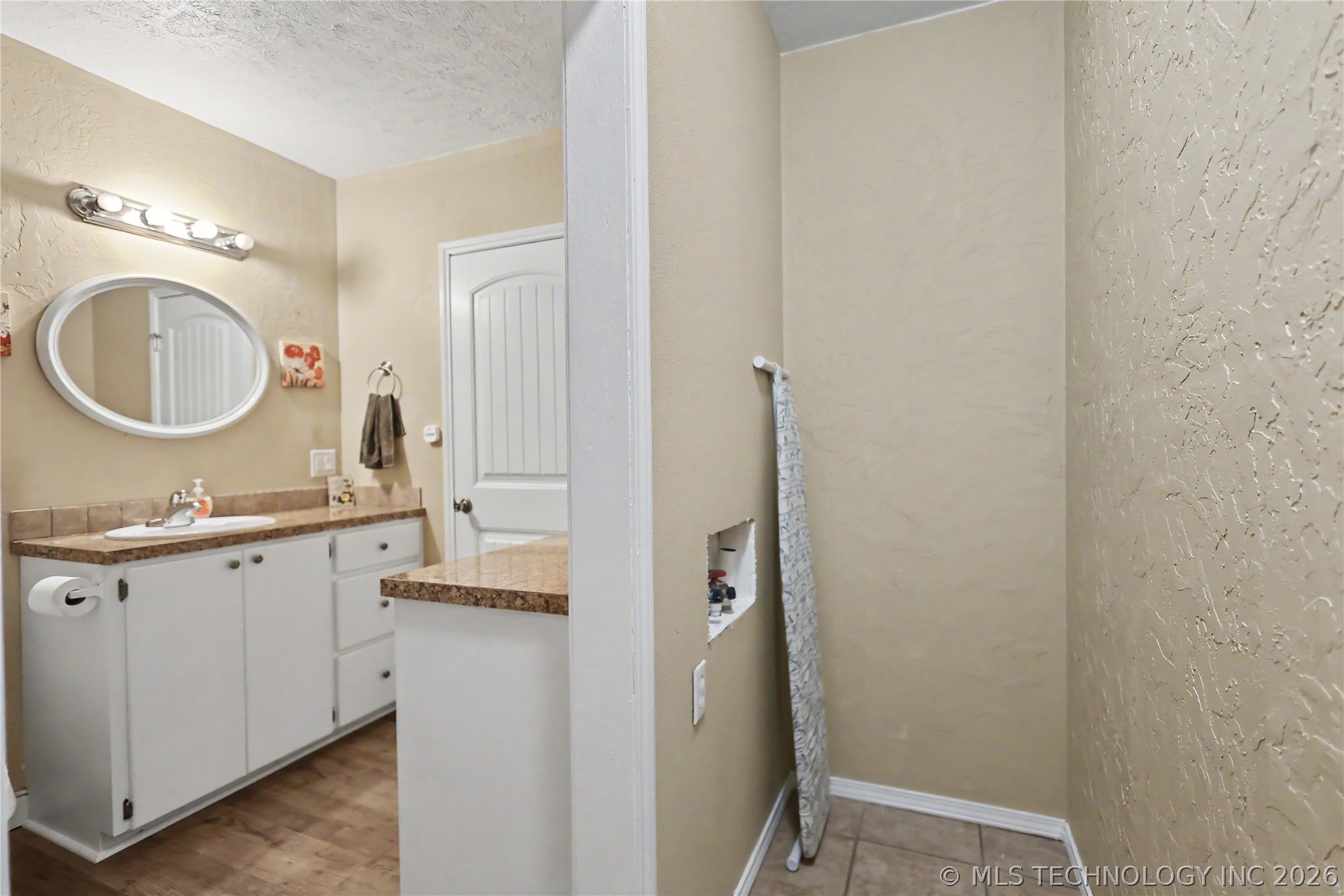 202 Radcliff Street Locust Grove OK 74352