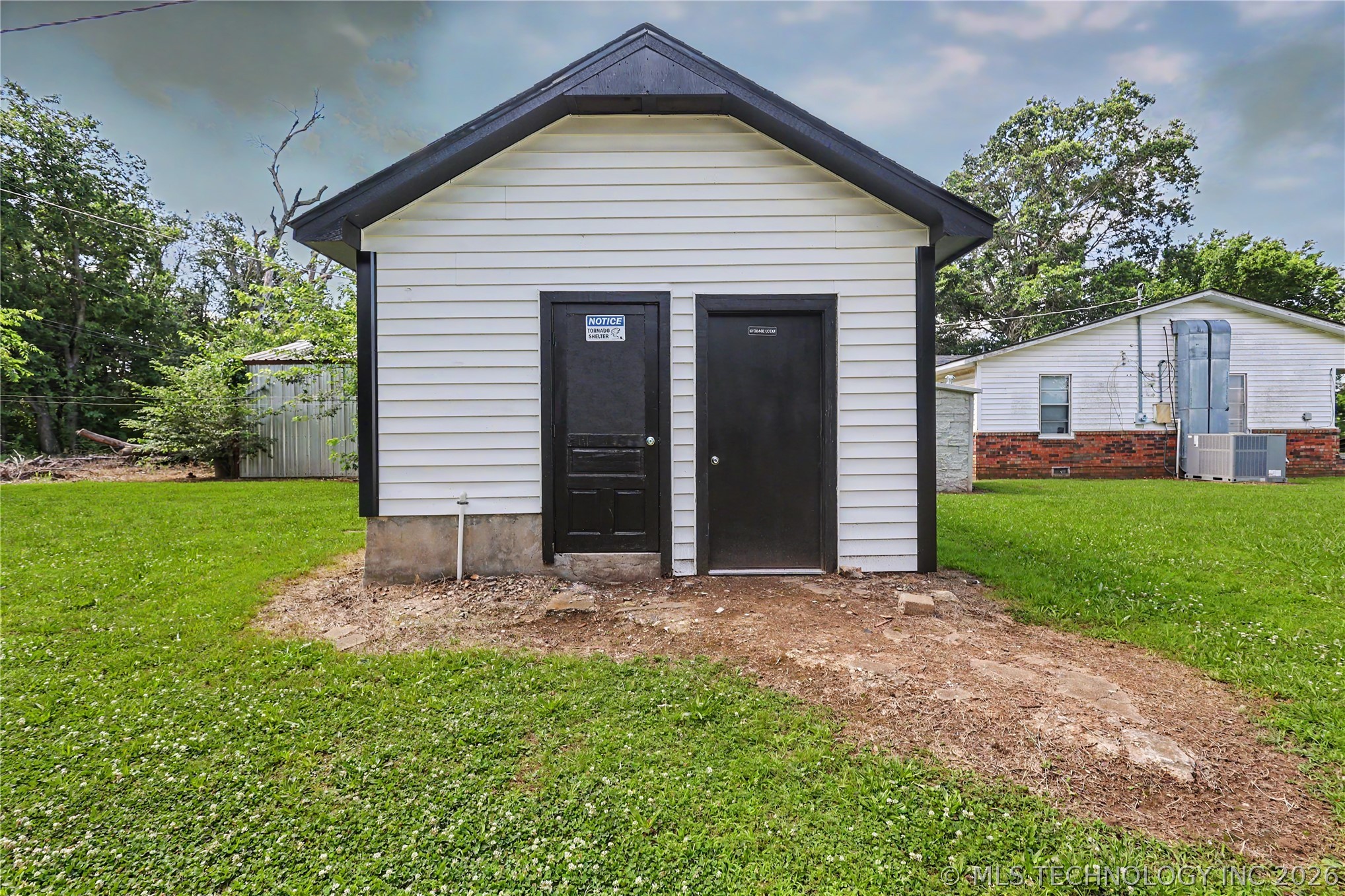 202 Radcliff Street Locust Grove OK 74352