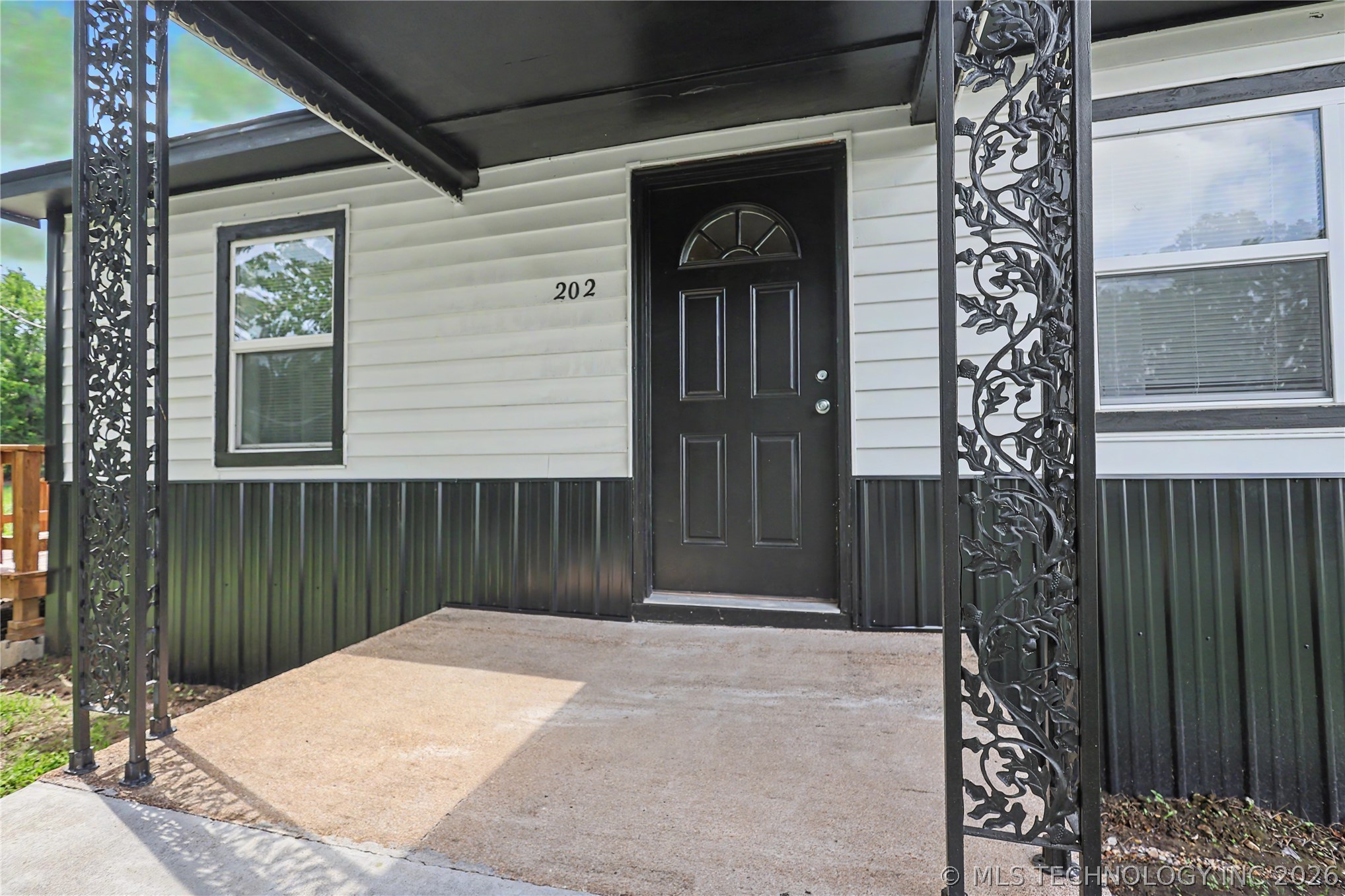 202 Radcliff Street Locust Grove OK 74352