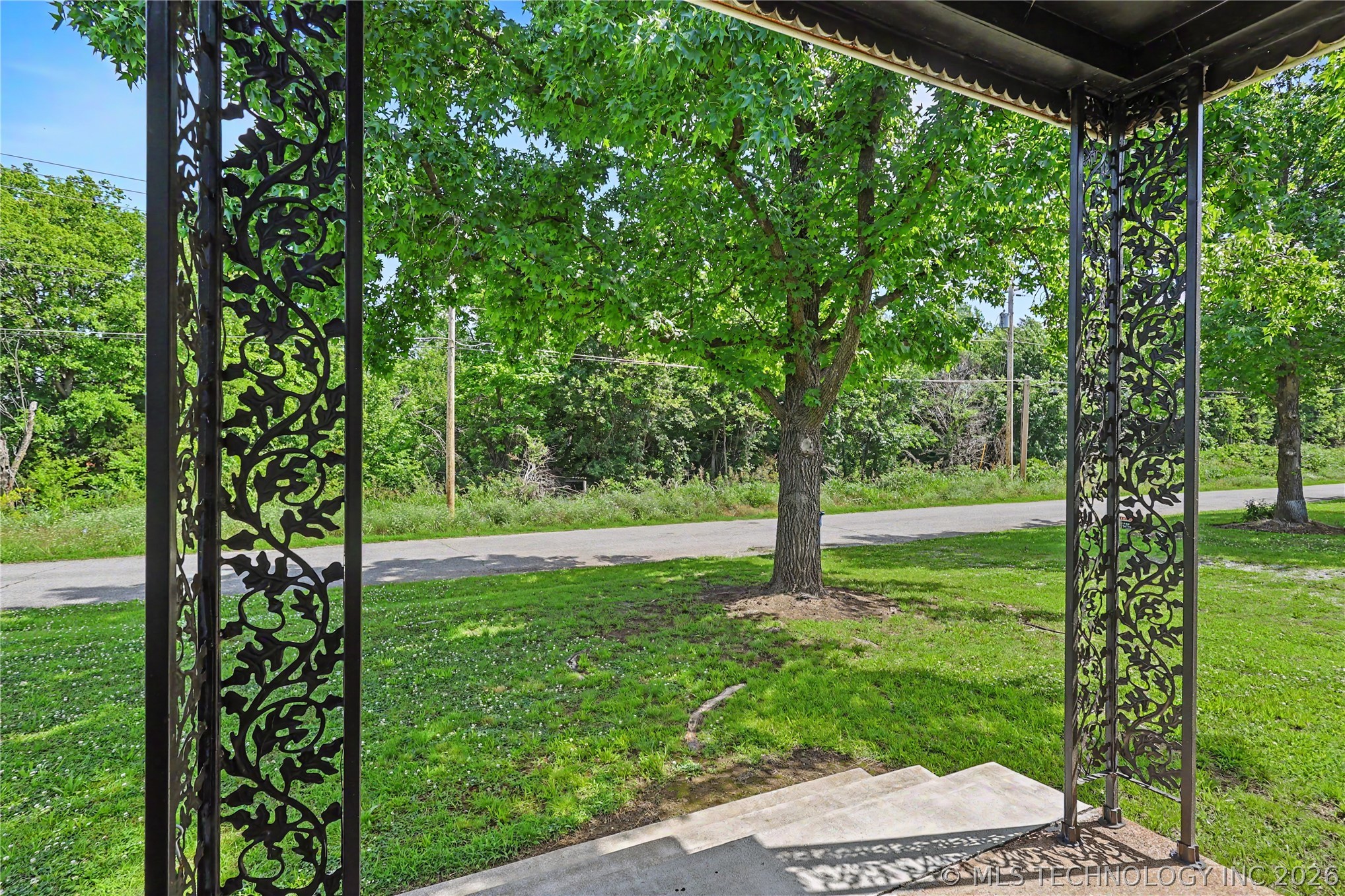 202 Radcliff Street Locust Grove OK 74352