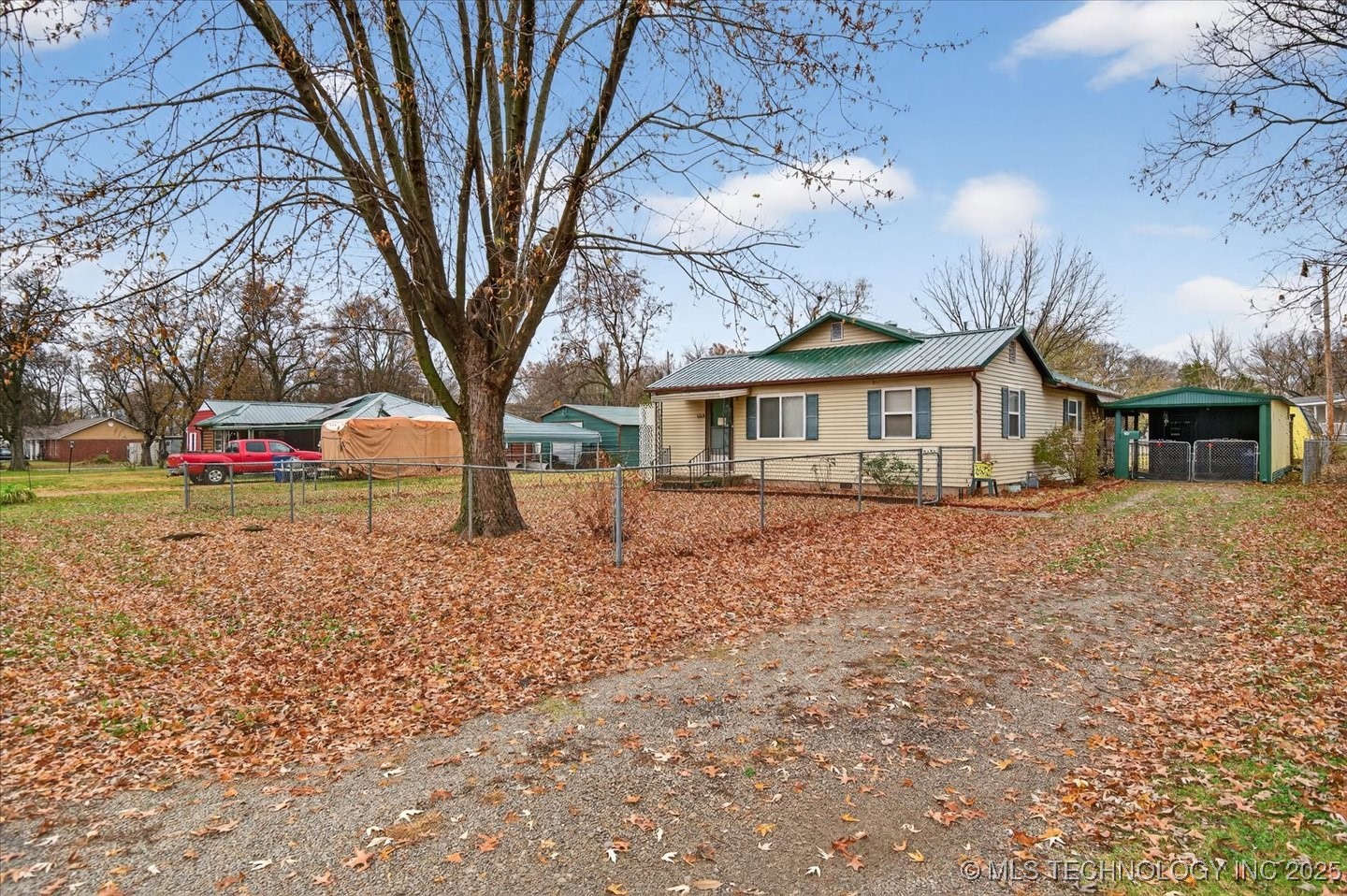 715 S Hickory Street Nowata OK 74048