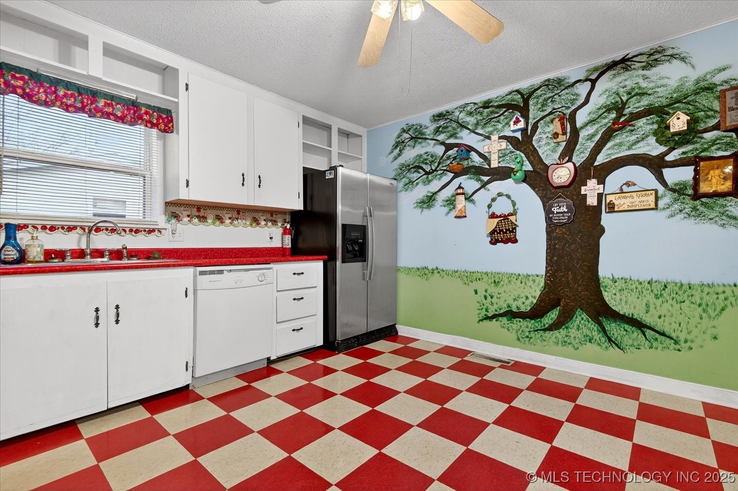 715 S Hickory Street Nowata OK 74048