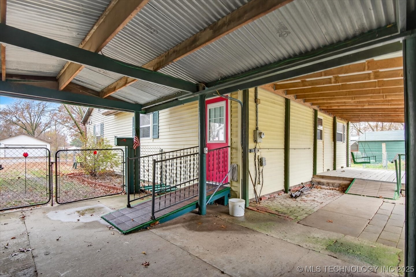 715 S Hickory Street Nowata OK 74048
