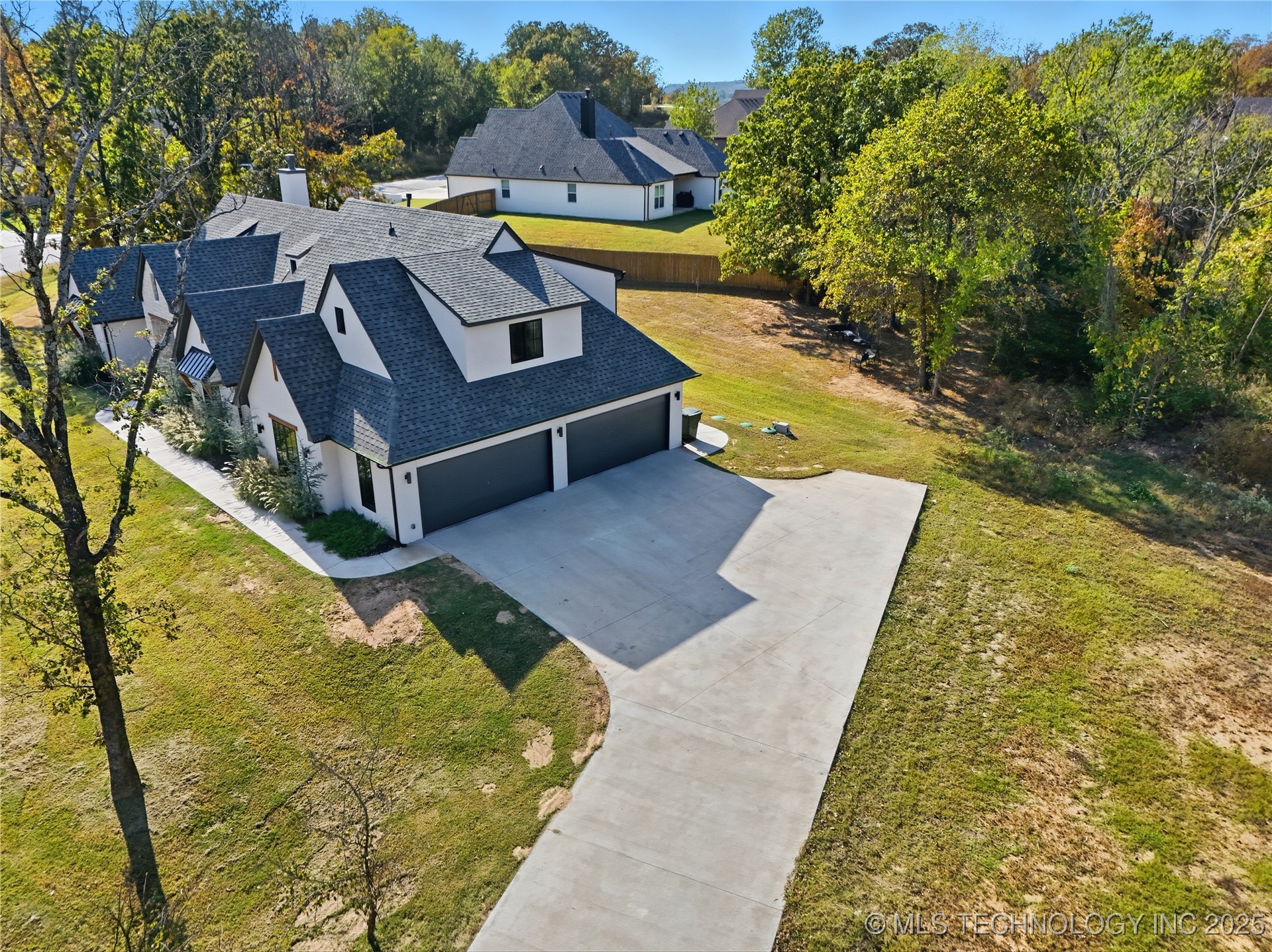 2714 Falls Bend Drive Sapulpa OK 74066