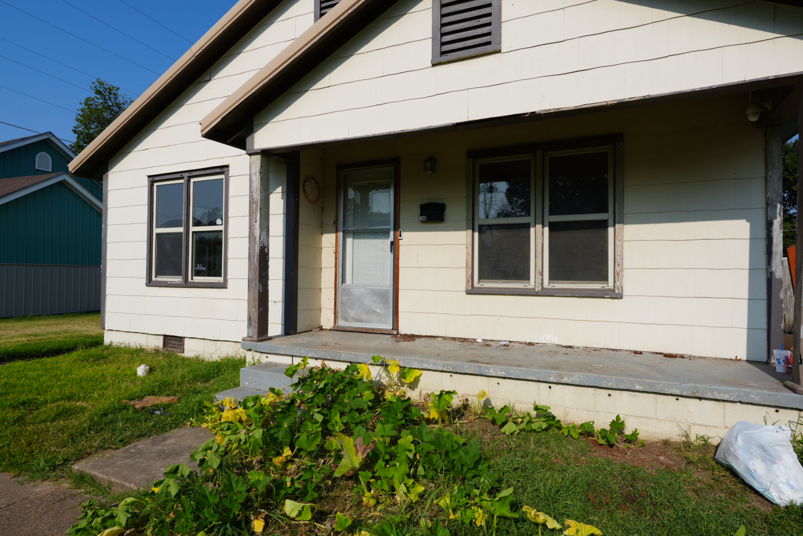 106 S 2nd Eufaula OK 74432