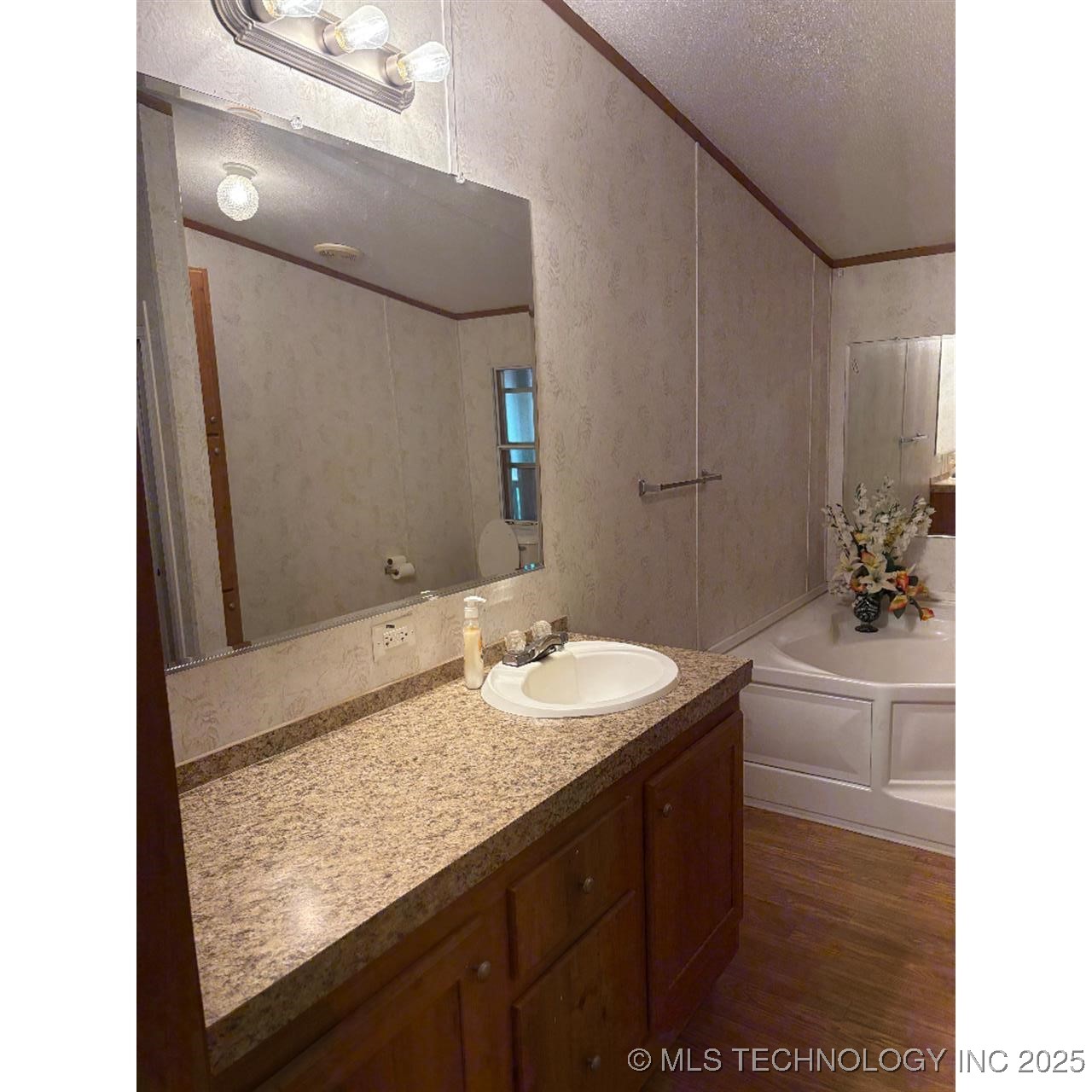1088 Arrowhead Canadian OK 74425