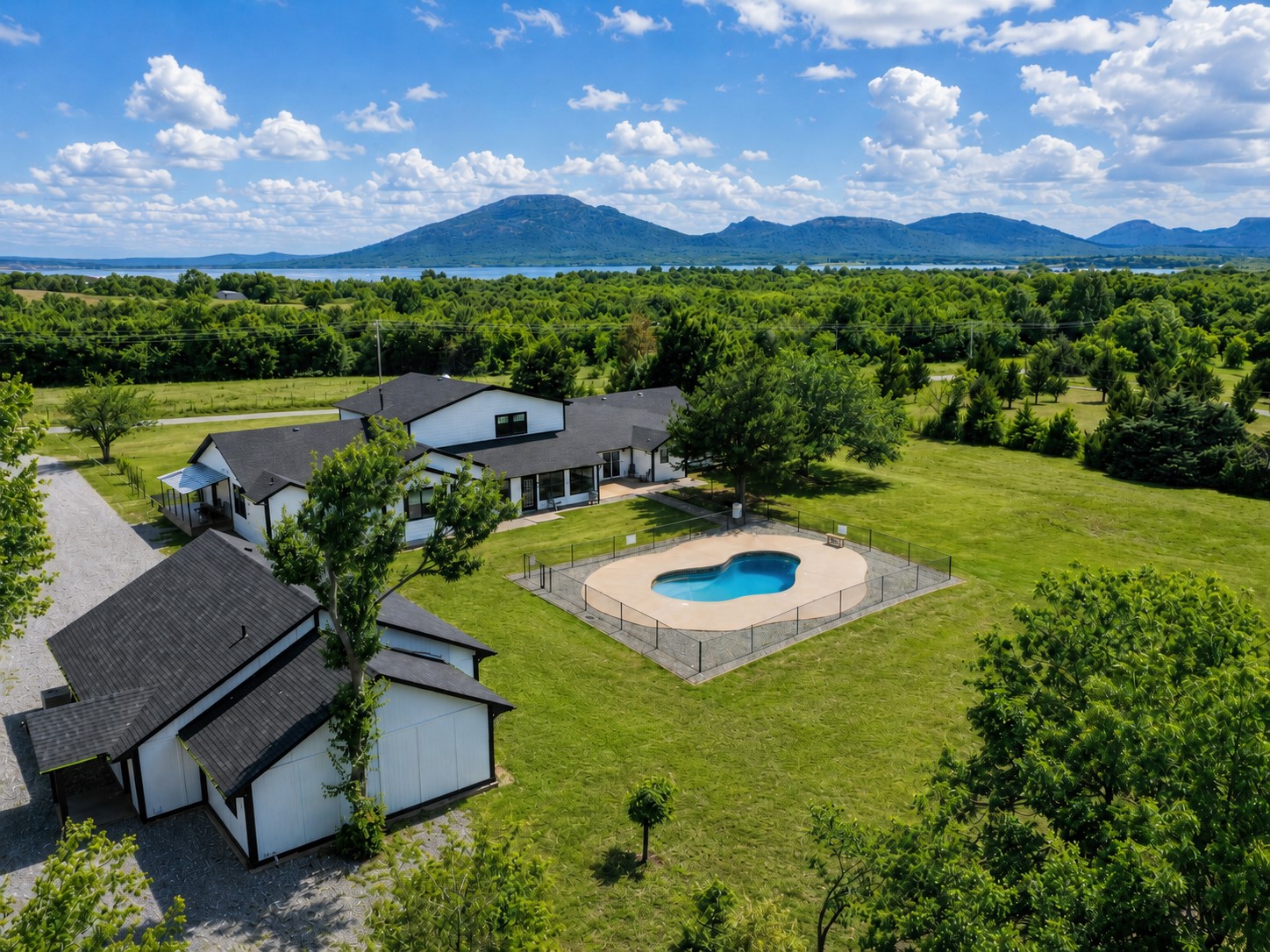 6484 NW Meers Porter Lawton OK 73507