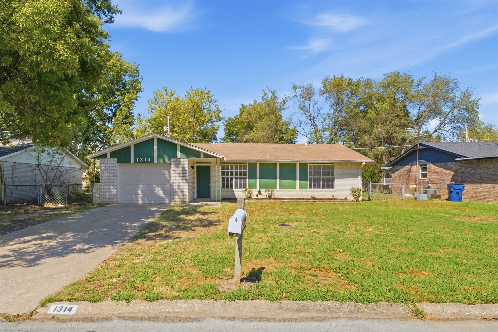 1314 W Clyde Avenue Vinita OK 74301