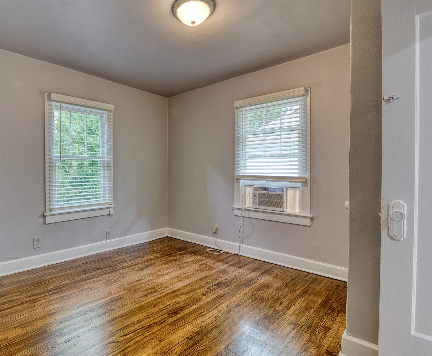 2548 E 8th Street Tulsa OK 74104