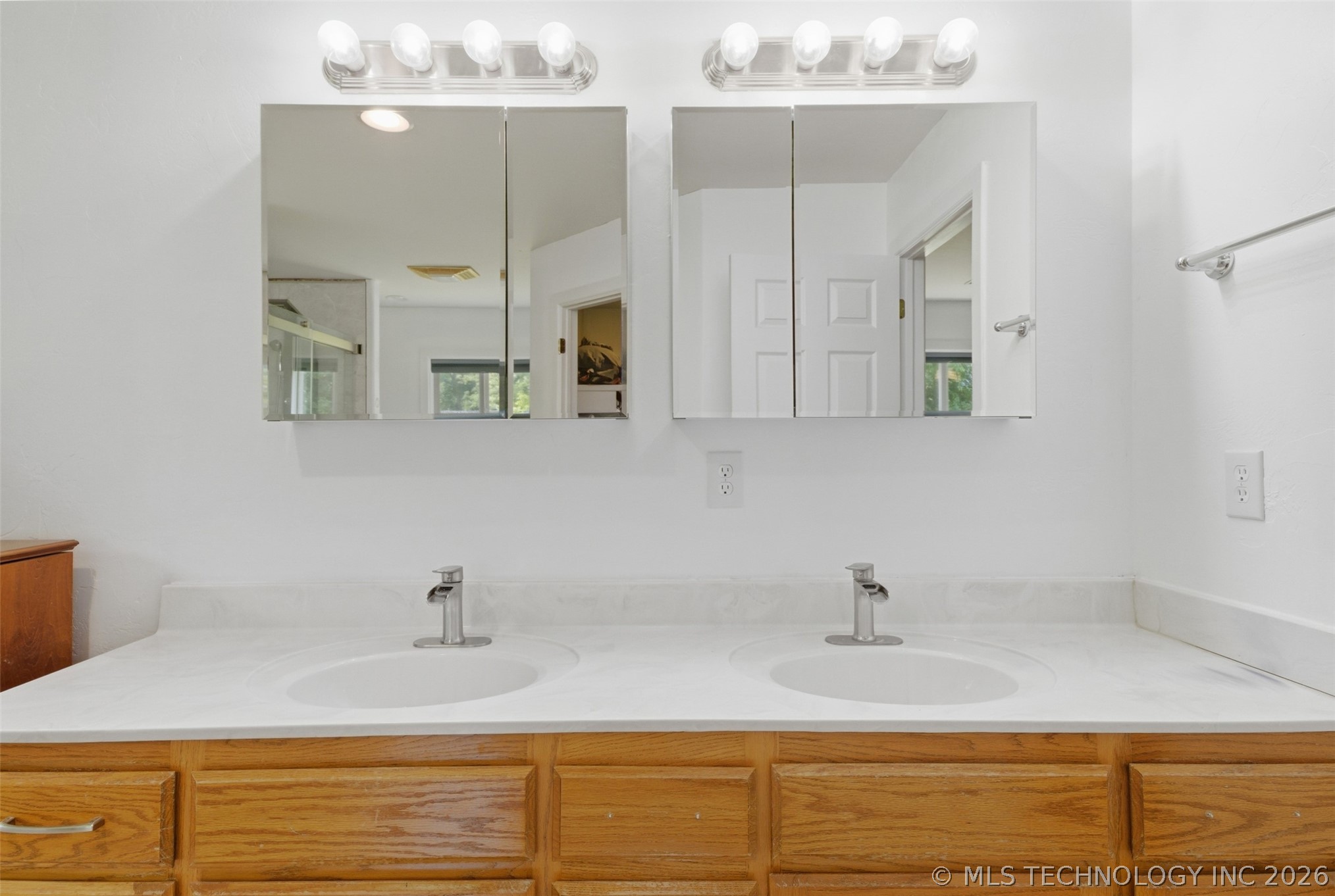 27204 S Highway 125 Afton OK 74331