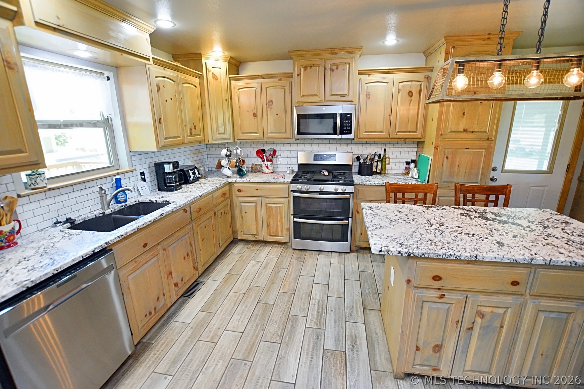 12219 Highway 62 Tahlequah OK 74464