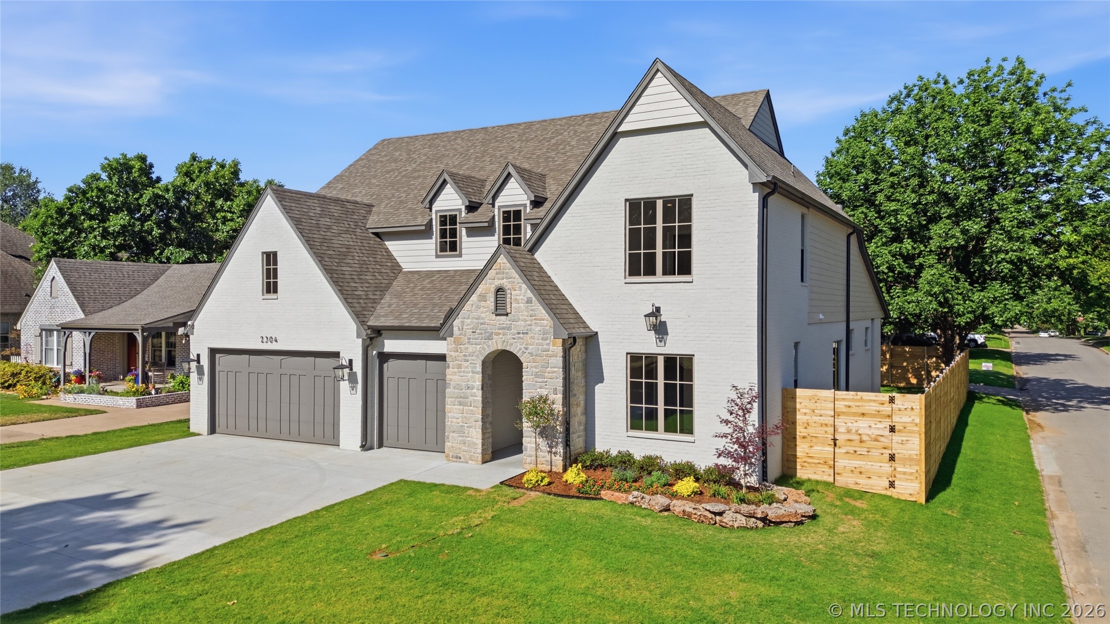 2304 S Birmingham Place Tulsa OK 74114