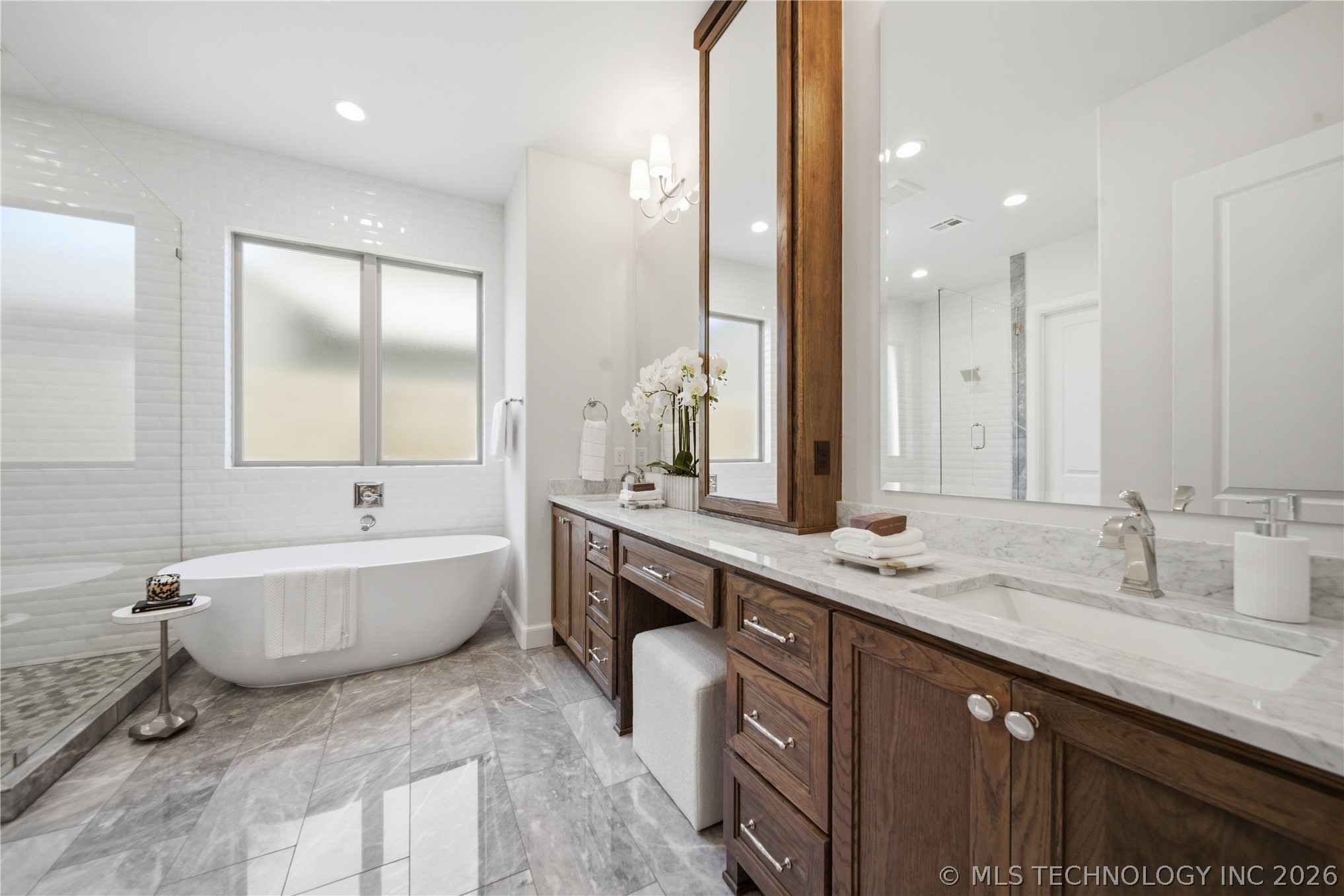 2304 S Birmingham Place Tulsa OK 74114