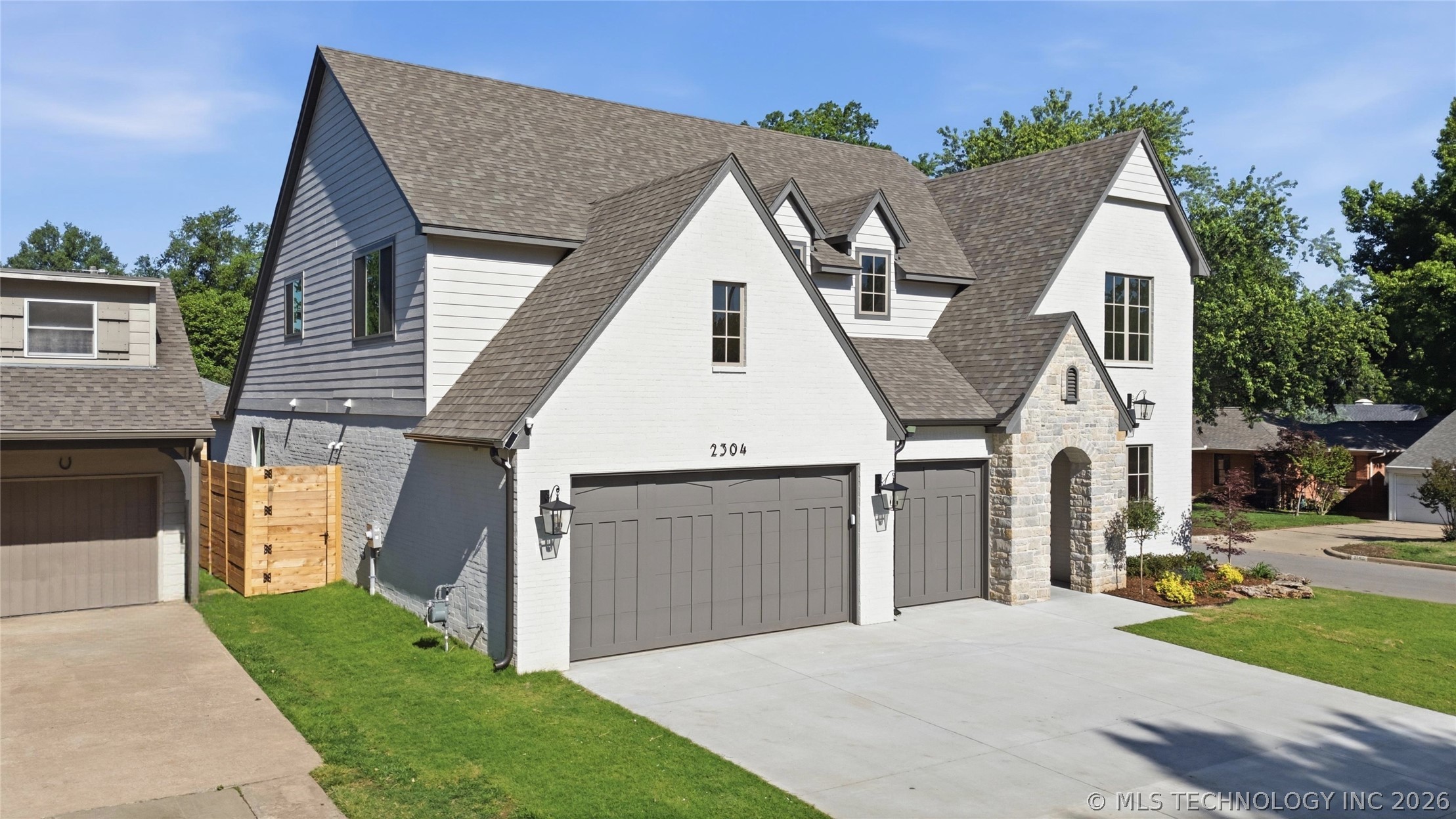 2304 S Birmingham Place Tulsa OK 74114