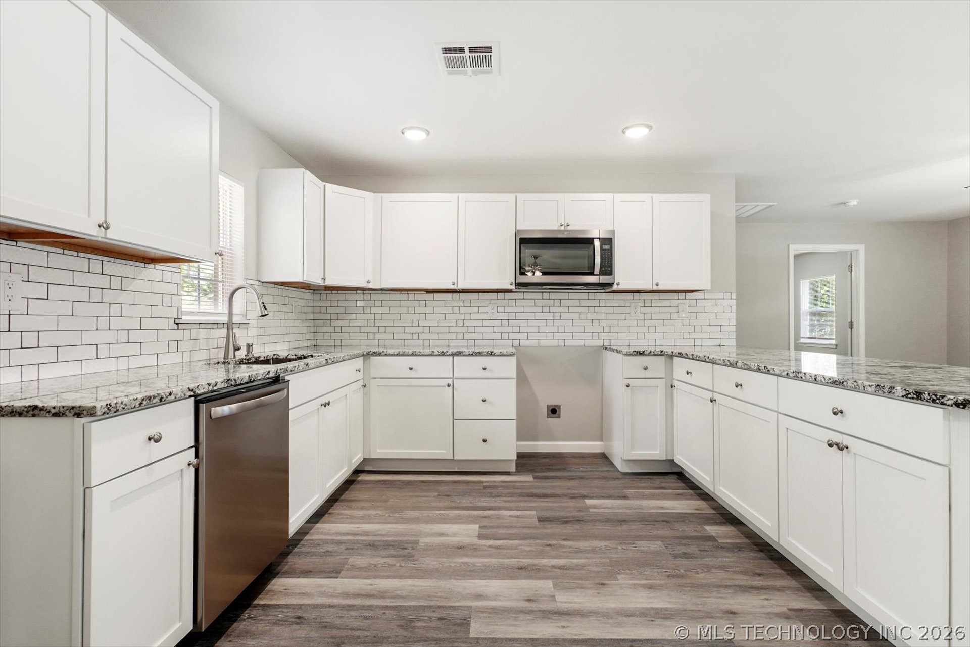 407 N Forest Street Jenks OK 74037