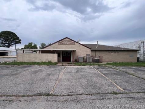 14 W Francis Street Madill OK 73446