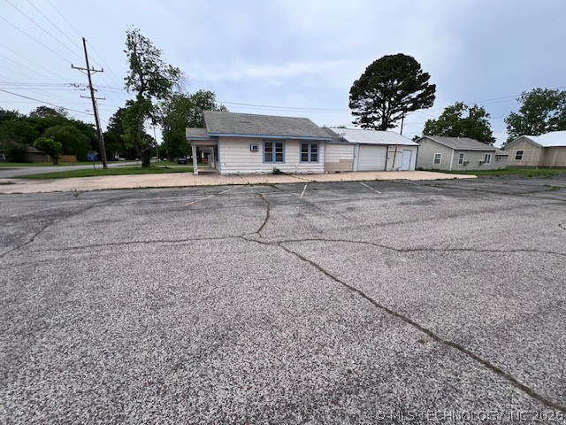 14 W Francis Street Madill OK 73446