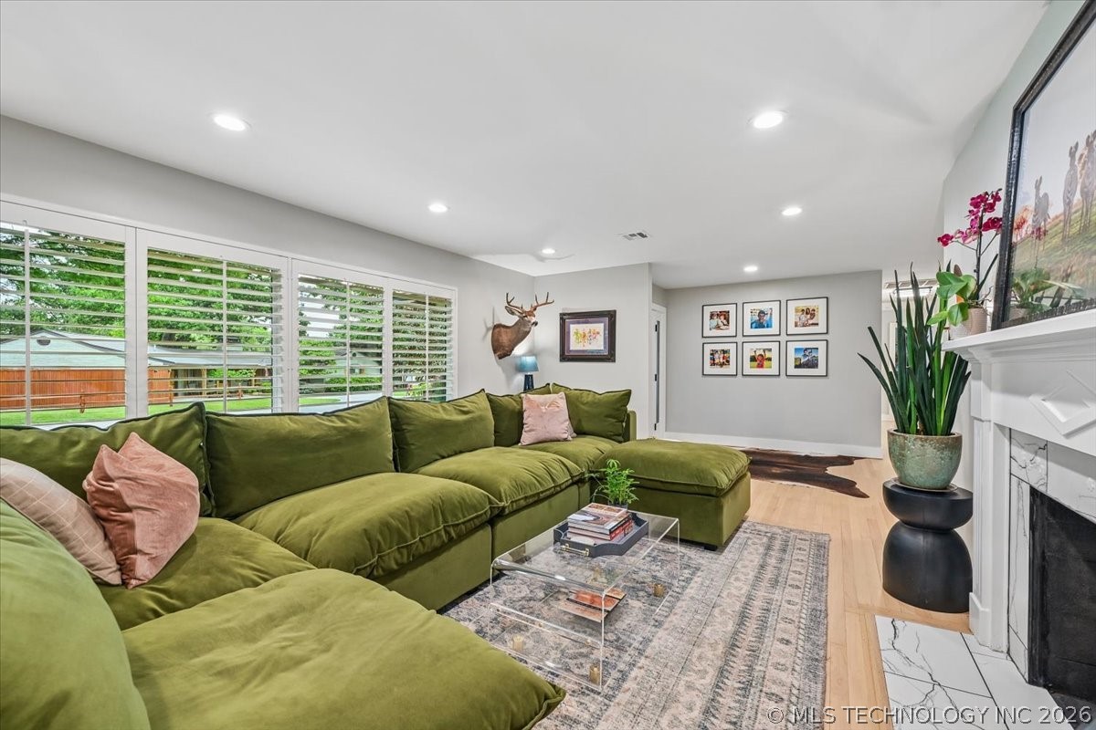 3714 S Florence Place Tulsa OK 74105