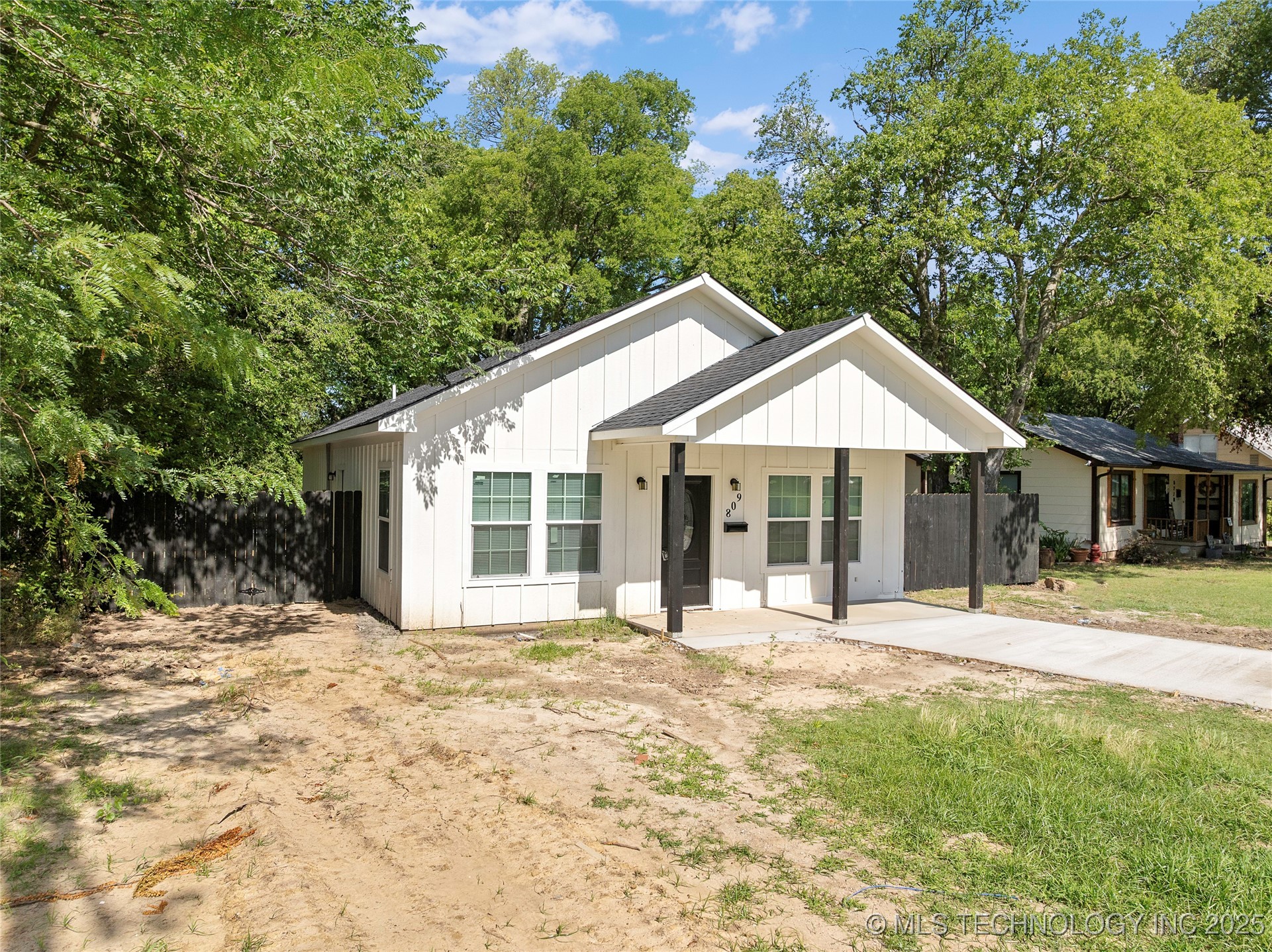 809 H NW Ardmore OK 73401