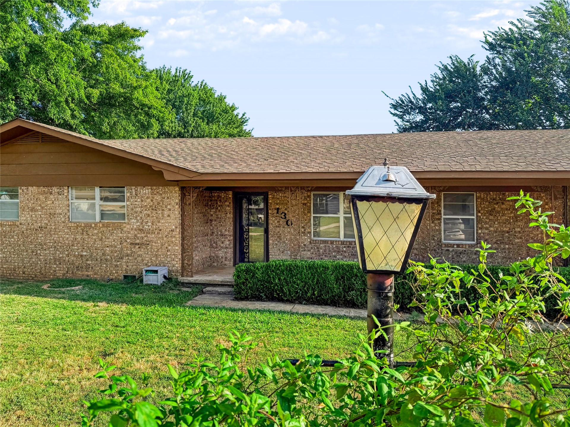 130 W Gist Avenue Roff OK 74865