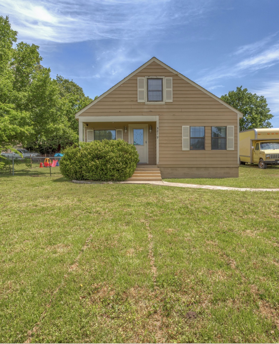 5819 S 32nd West Avenue Tulsa OK 74107