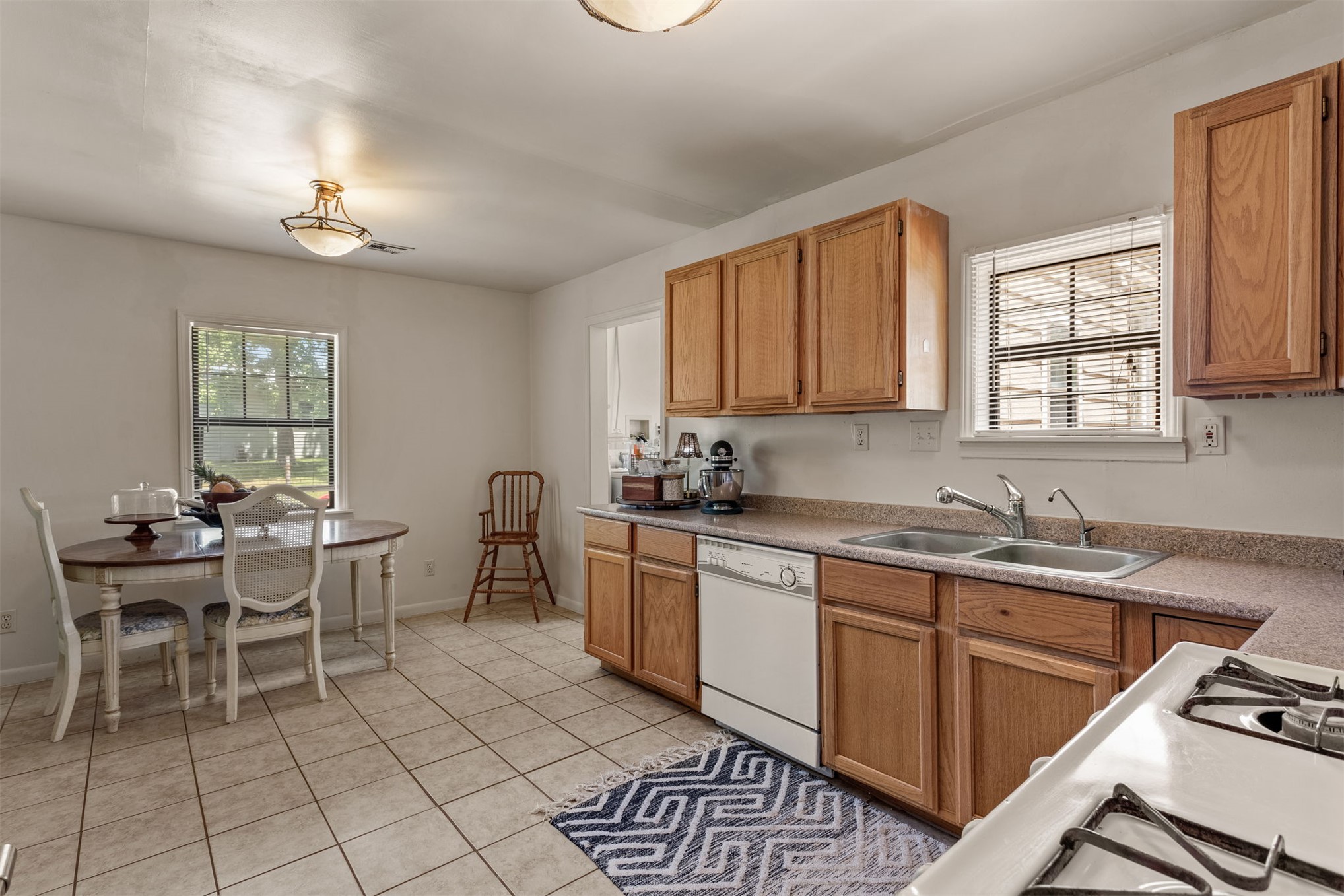 5819 S 32nd West Avenue Tulsa OK 74107
