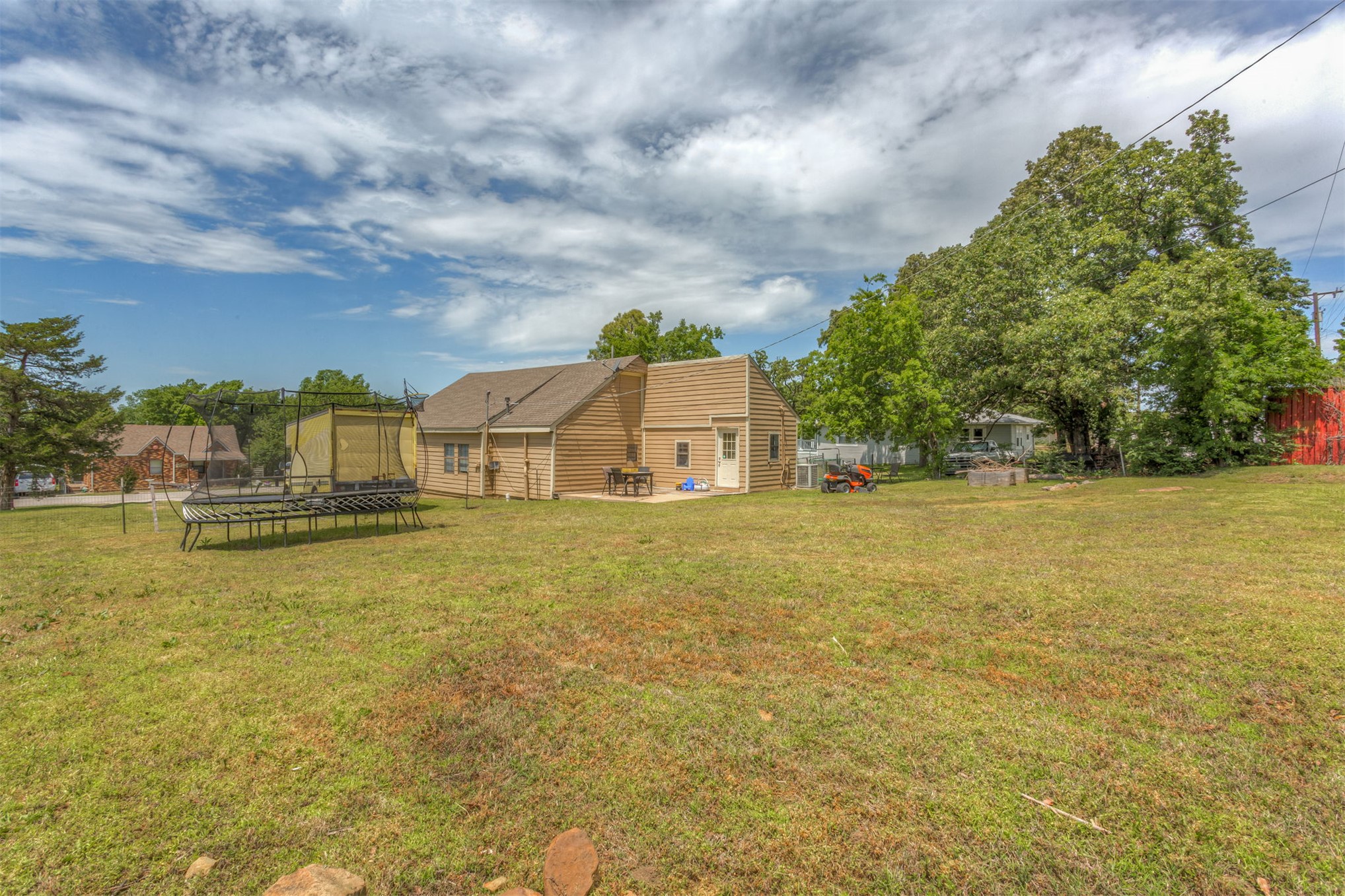 5819 S 32nd West Avenue Tulsa OK 74107