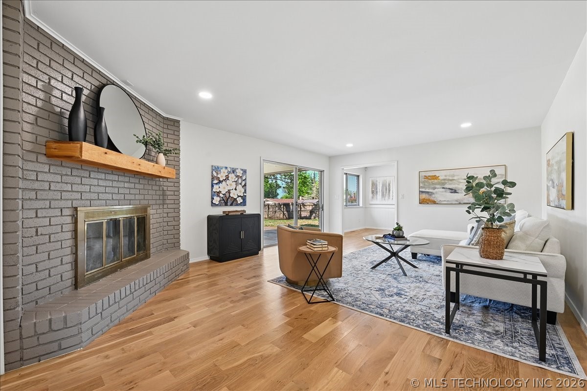 3748 E 48th Place Tulsa OK 74135