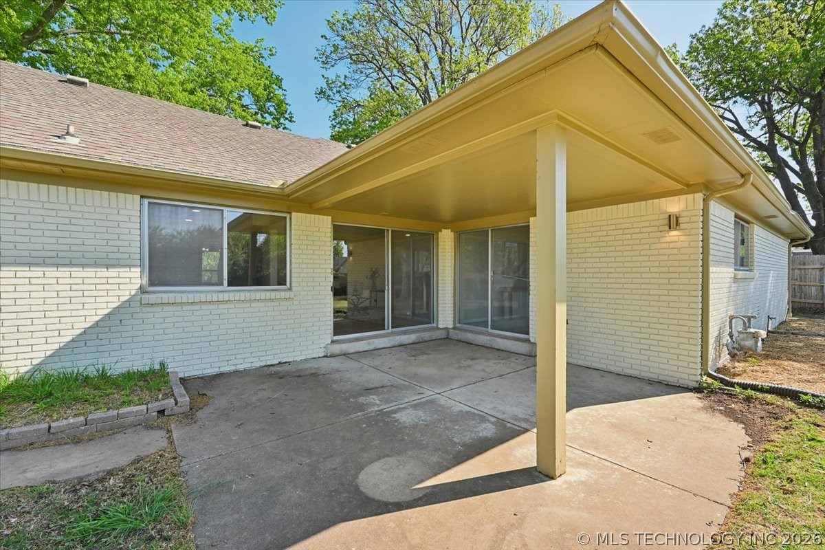 3748 E 48th Place Tulsa OK 74135