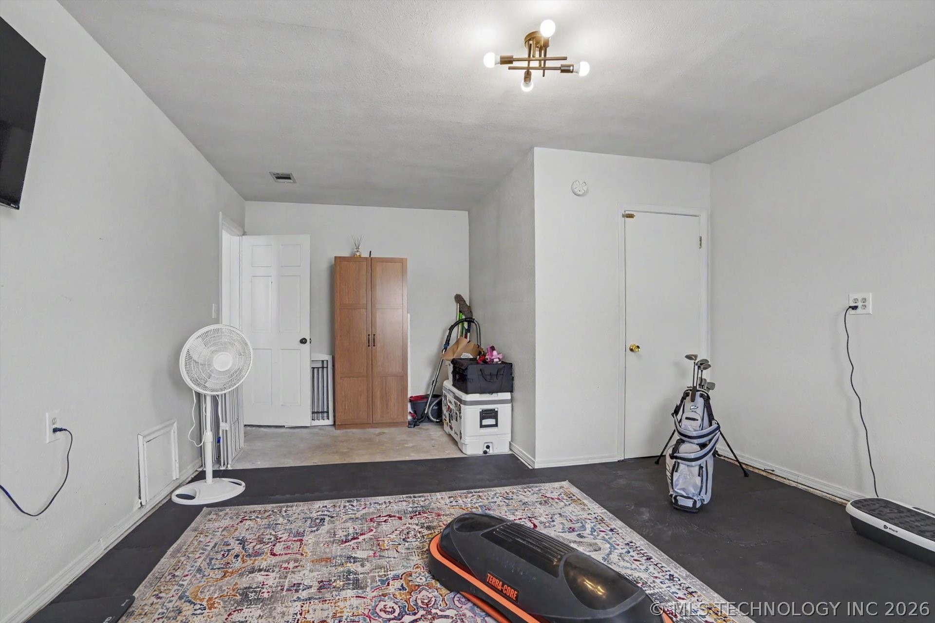 200 W Oak Street Skiatook OK 74070
