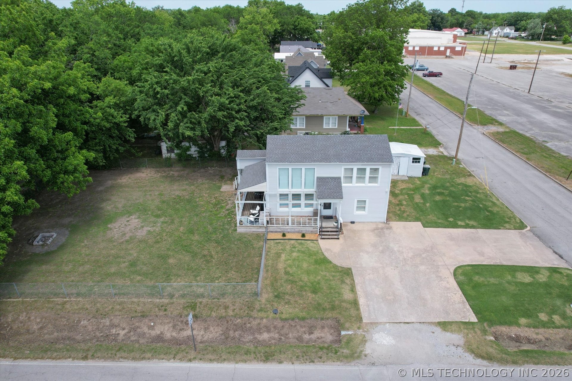 200 W Oak Street Skiatook OK 74070