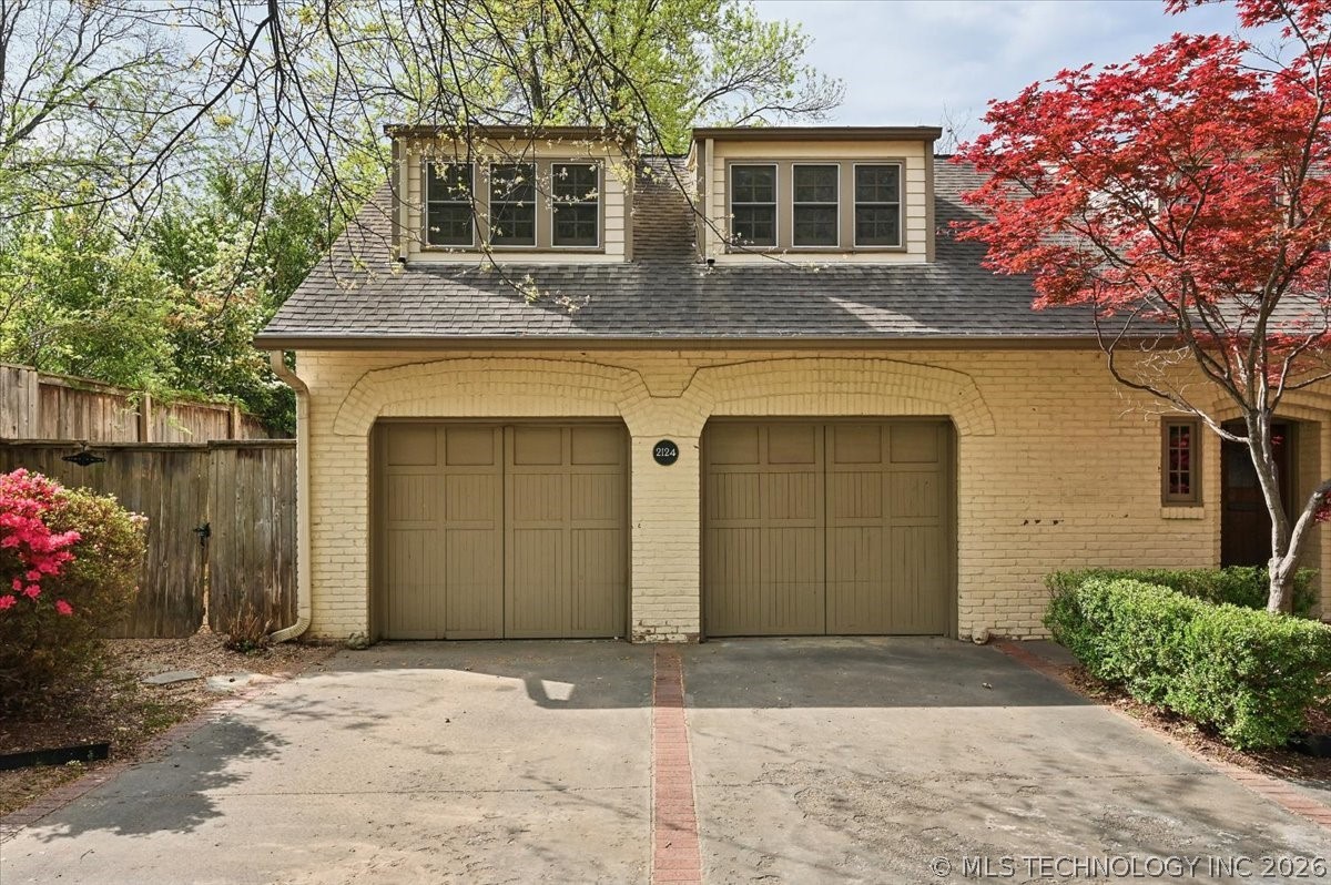 2124 E 25th Street Tulsa OK 74114