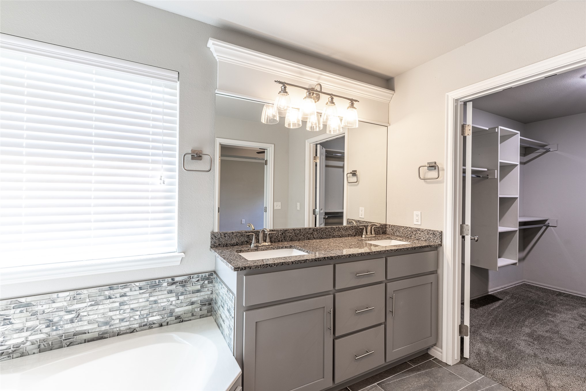 10168 E 445 Road Claremore OK 74017