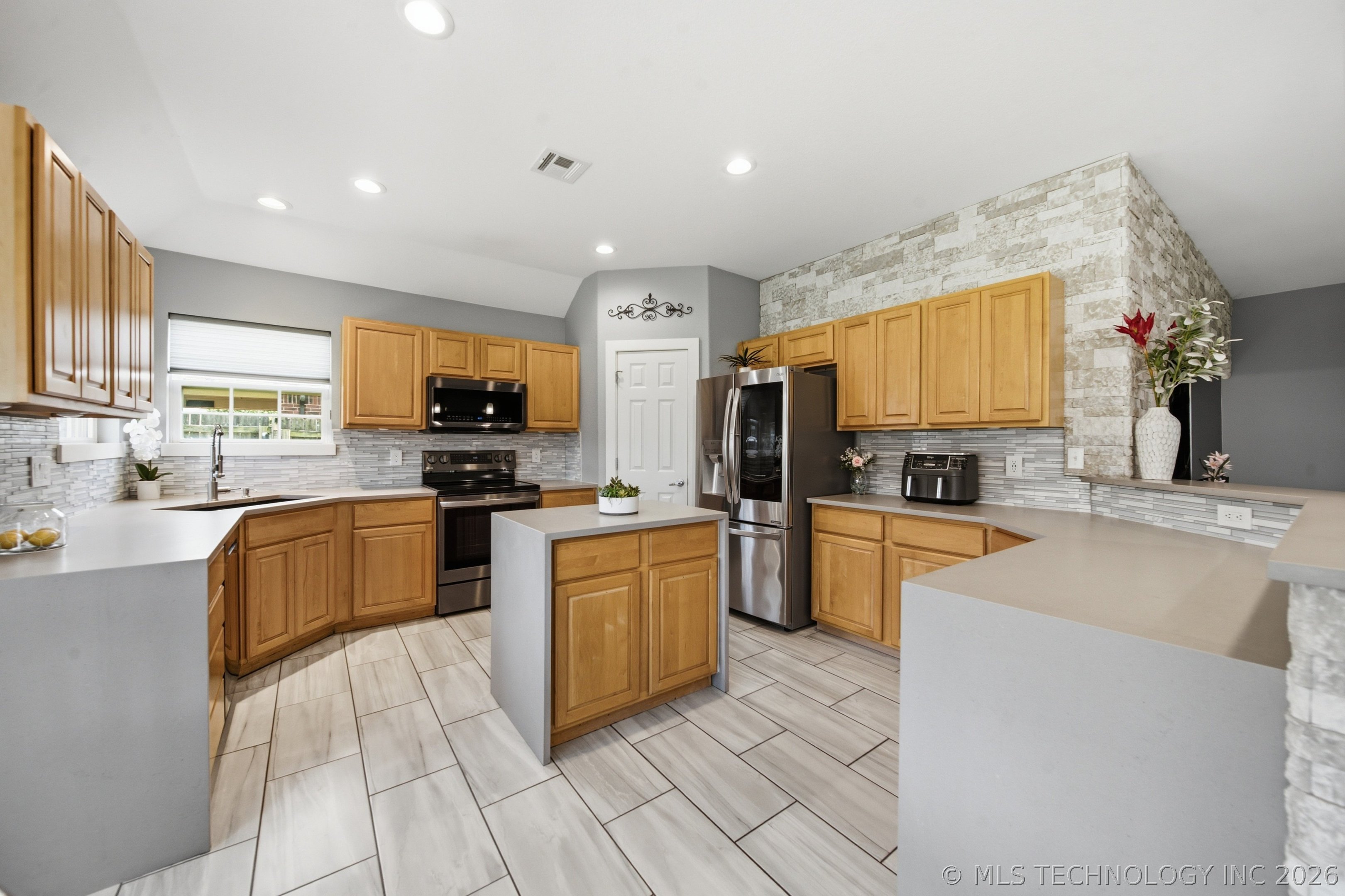 5809 N 32nd Street Broken Arrow OK 74014