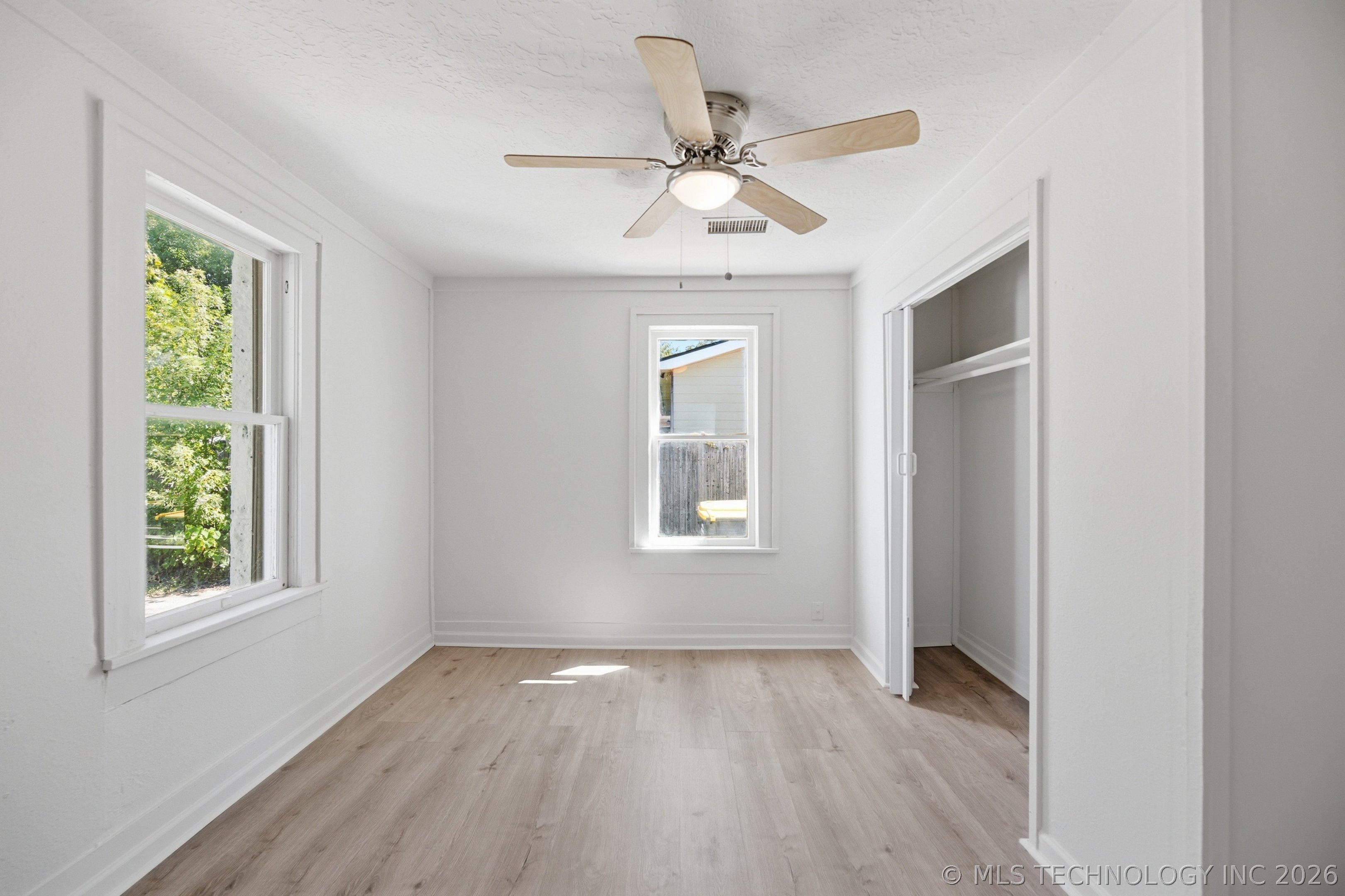 329 W Oak Street Coweta OK 74429
