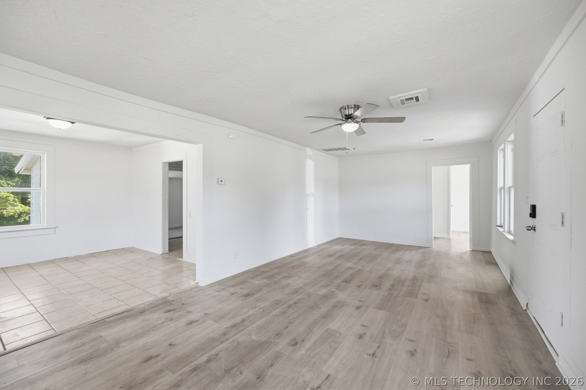 329 W Oak Street Coweta OK 74429