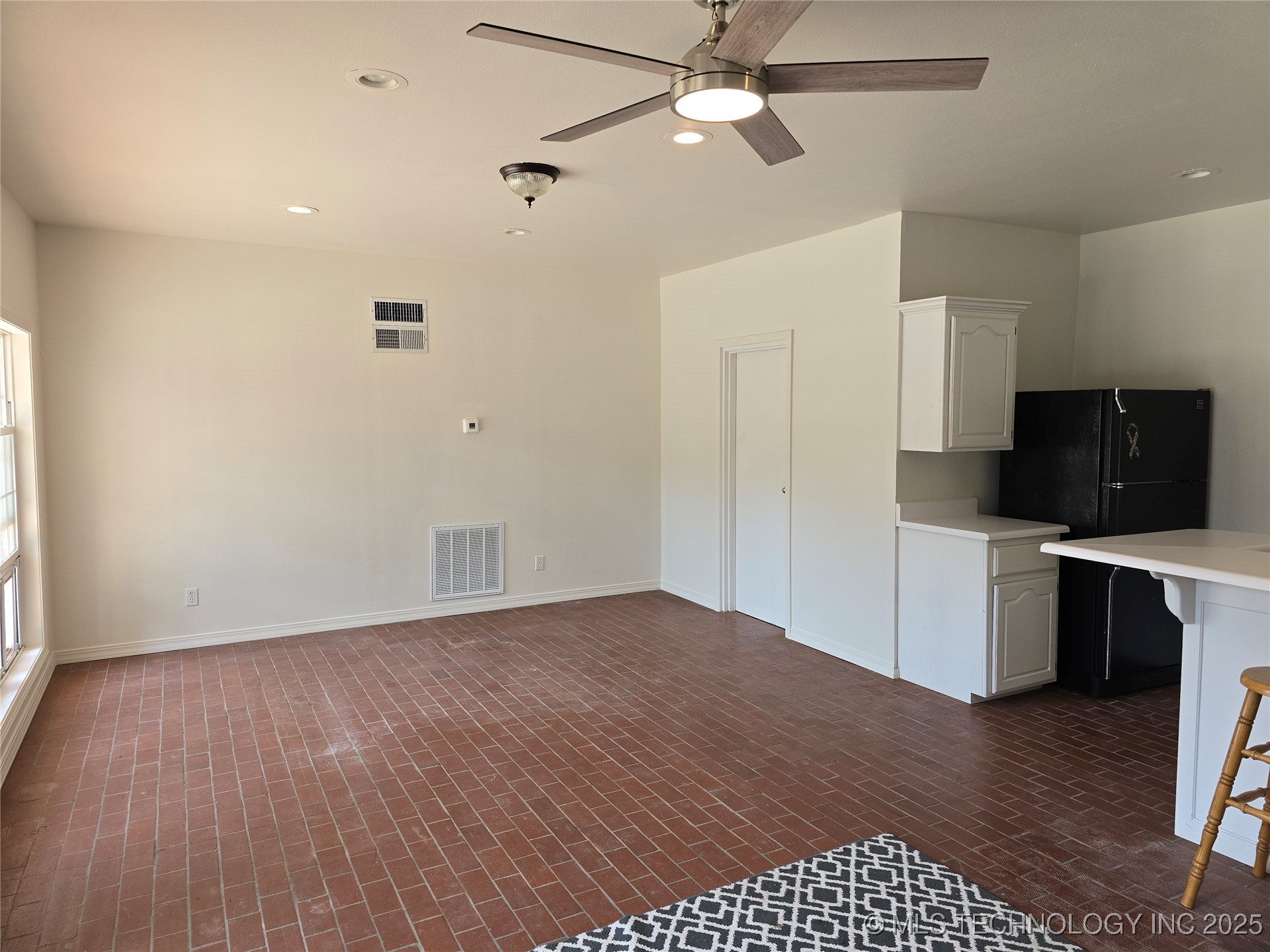 906 N 14 Street Henryetta OK 74437