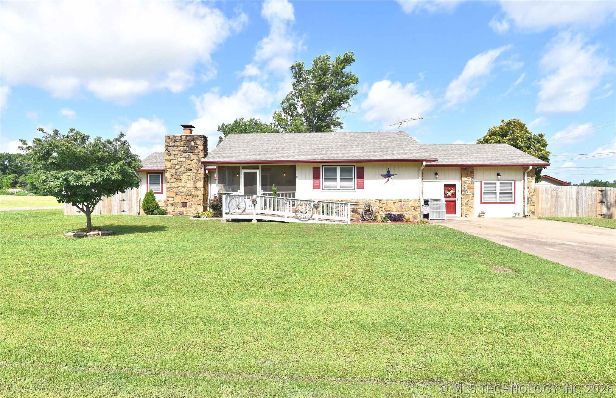 1101 N Taylor Avenue Wagoner OK 74467