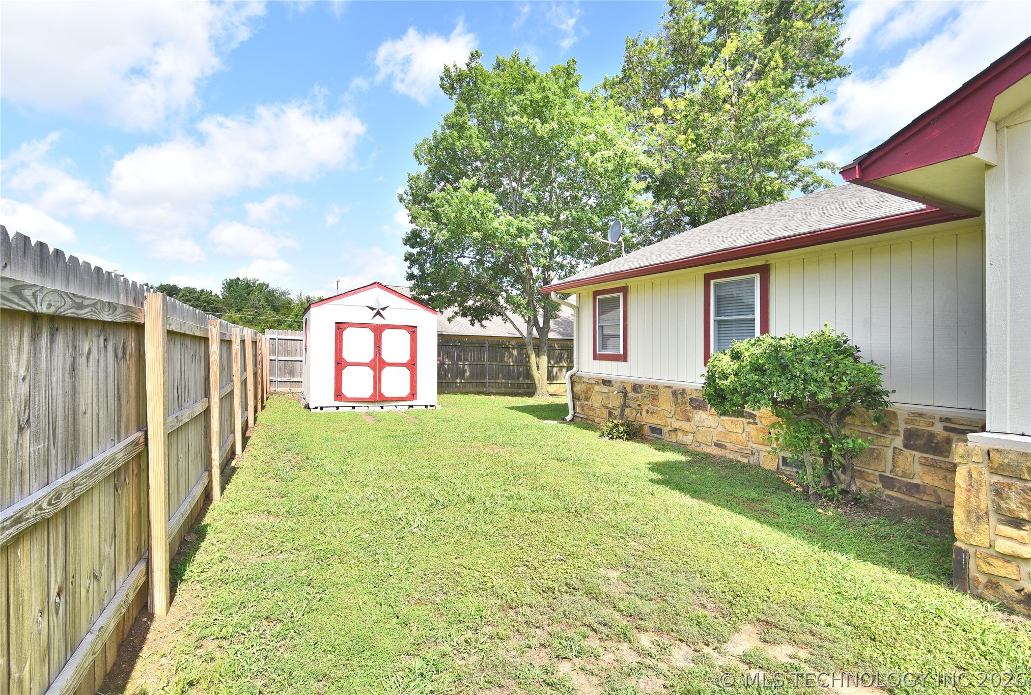 1101 N Taylor Avenue Wagoner OK 74467