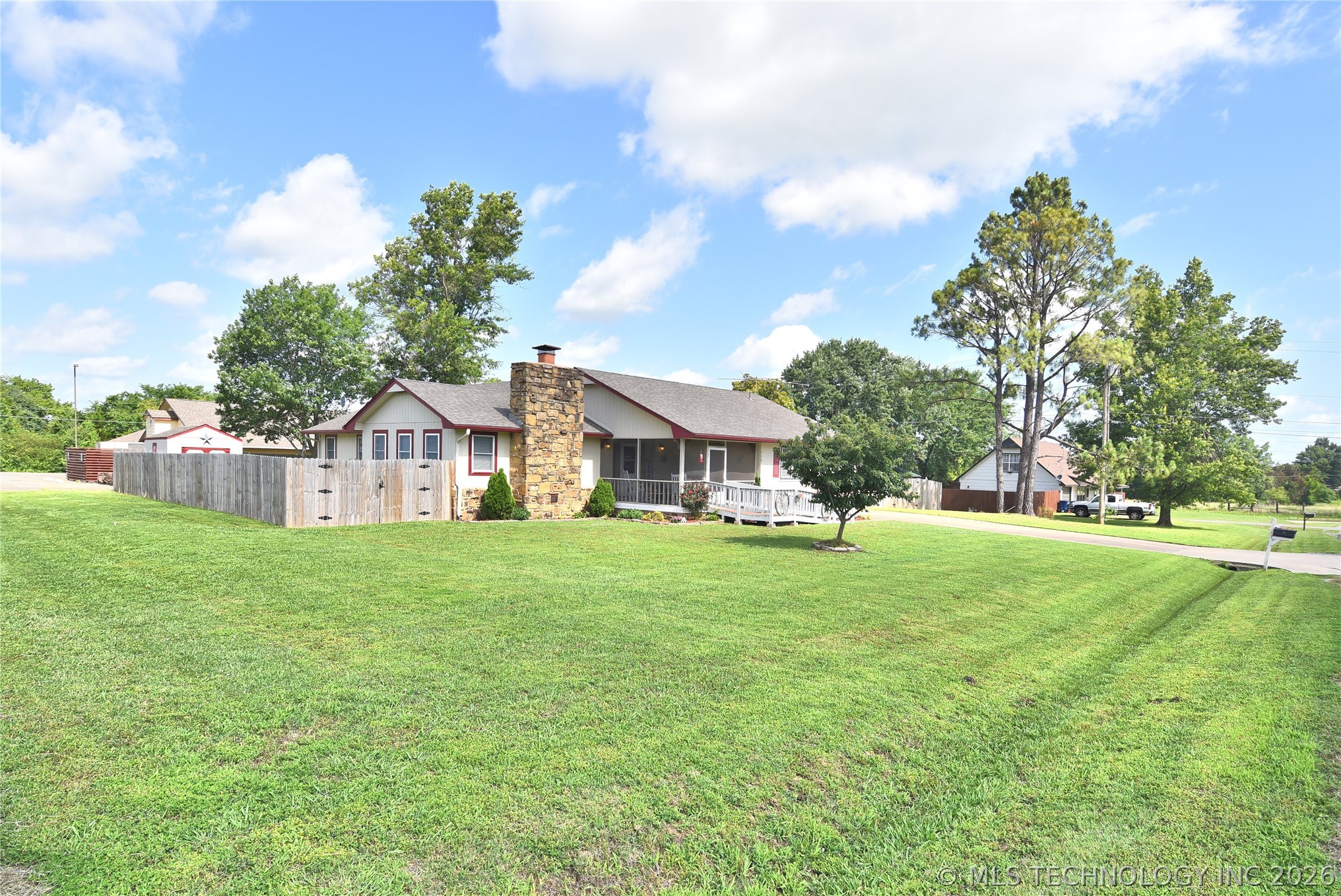 1101 N Taylor Avenue Wagoner OK 74467
